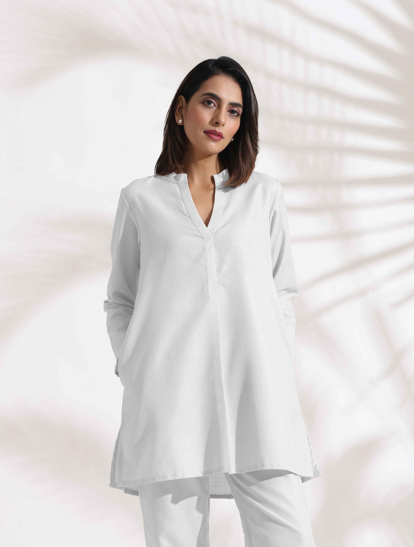 trueBrowns White Cotton Blend Kurta Co-ord Set