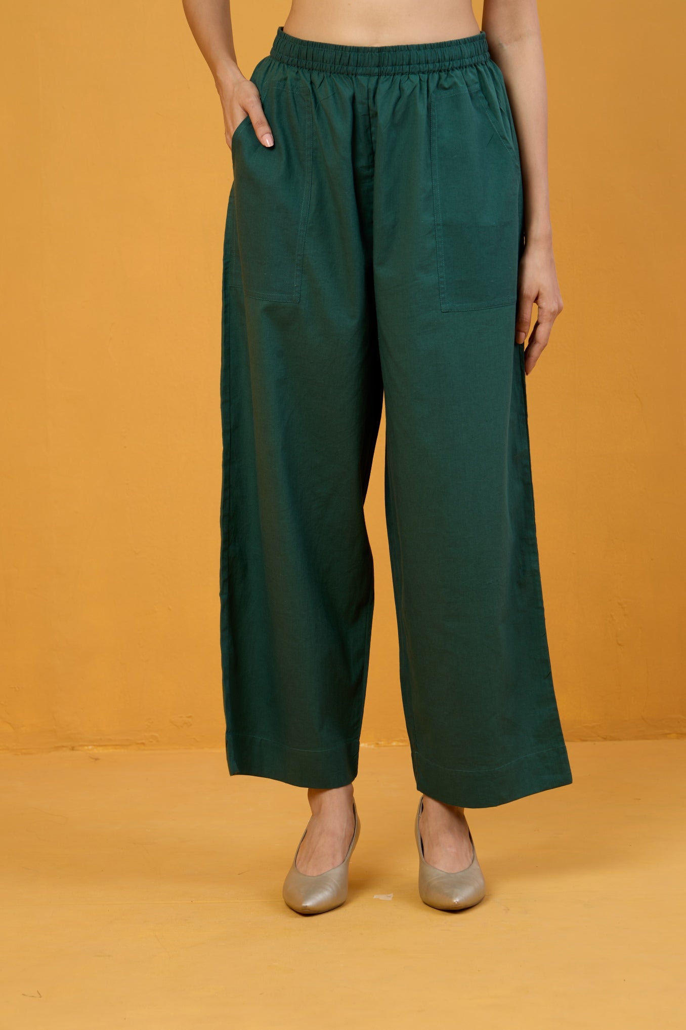 Maati Craft comfort fit cotton pants - grass green