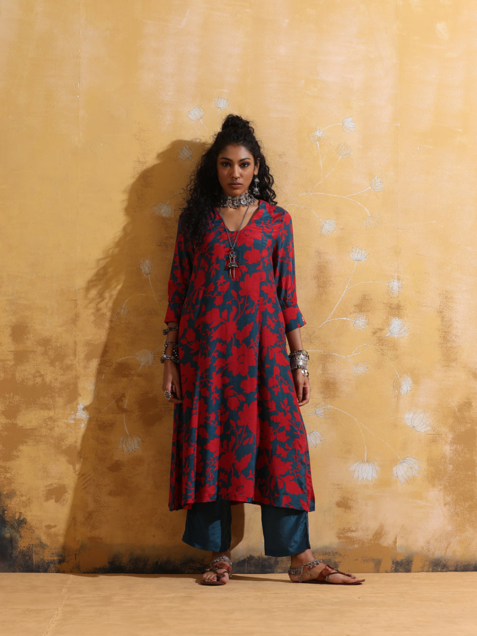 trueBrowns Red Teal Jaal Print Muslin Silk A-Line Kurta Set