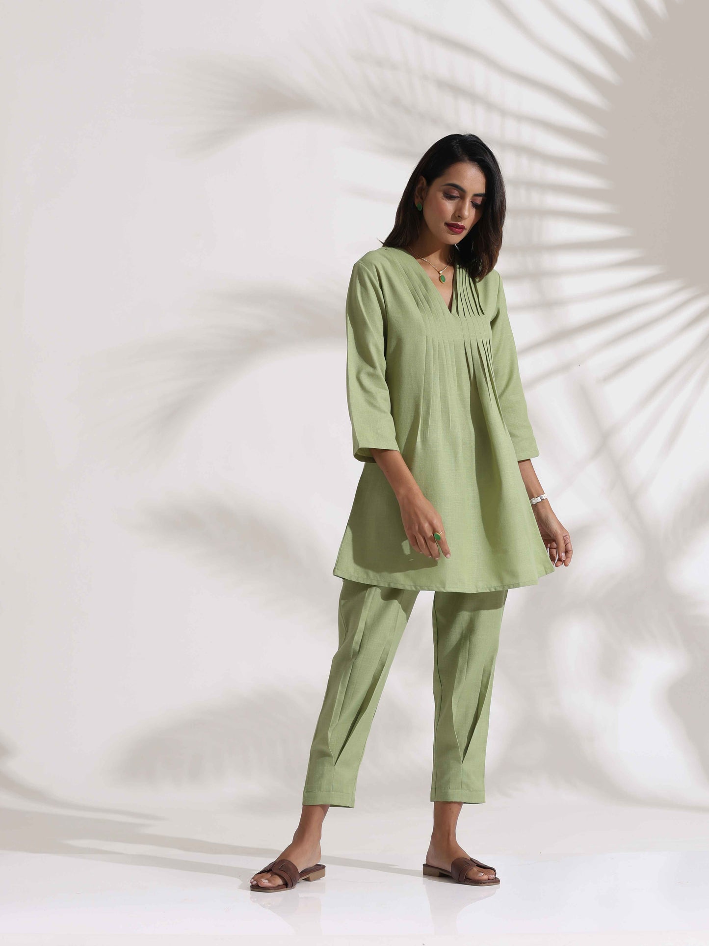 trueBrowns Green Slub Pleated Co-ord Set