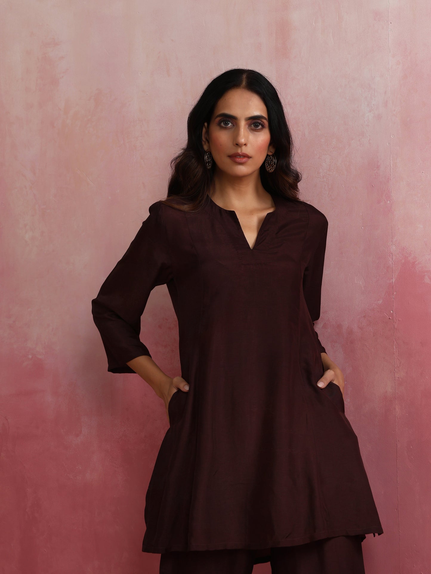 trueBrowns Cola Viscose Silk Kurta Co-ord Set