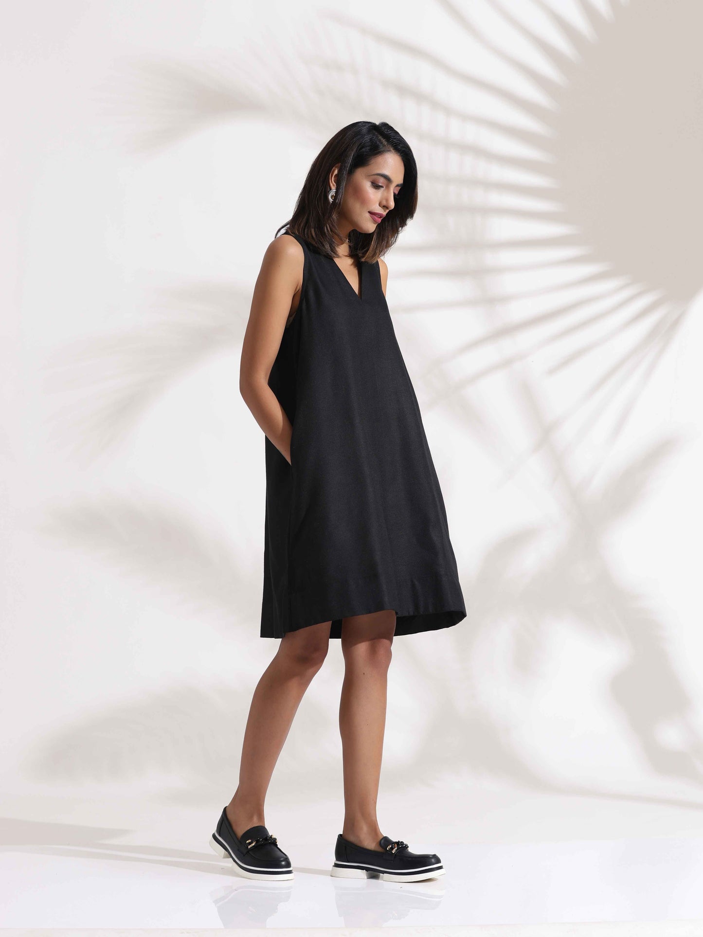 trueBrowns Black Slub Dress