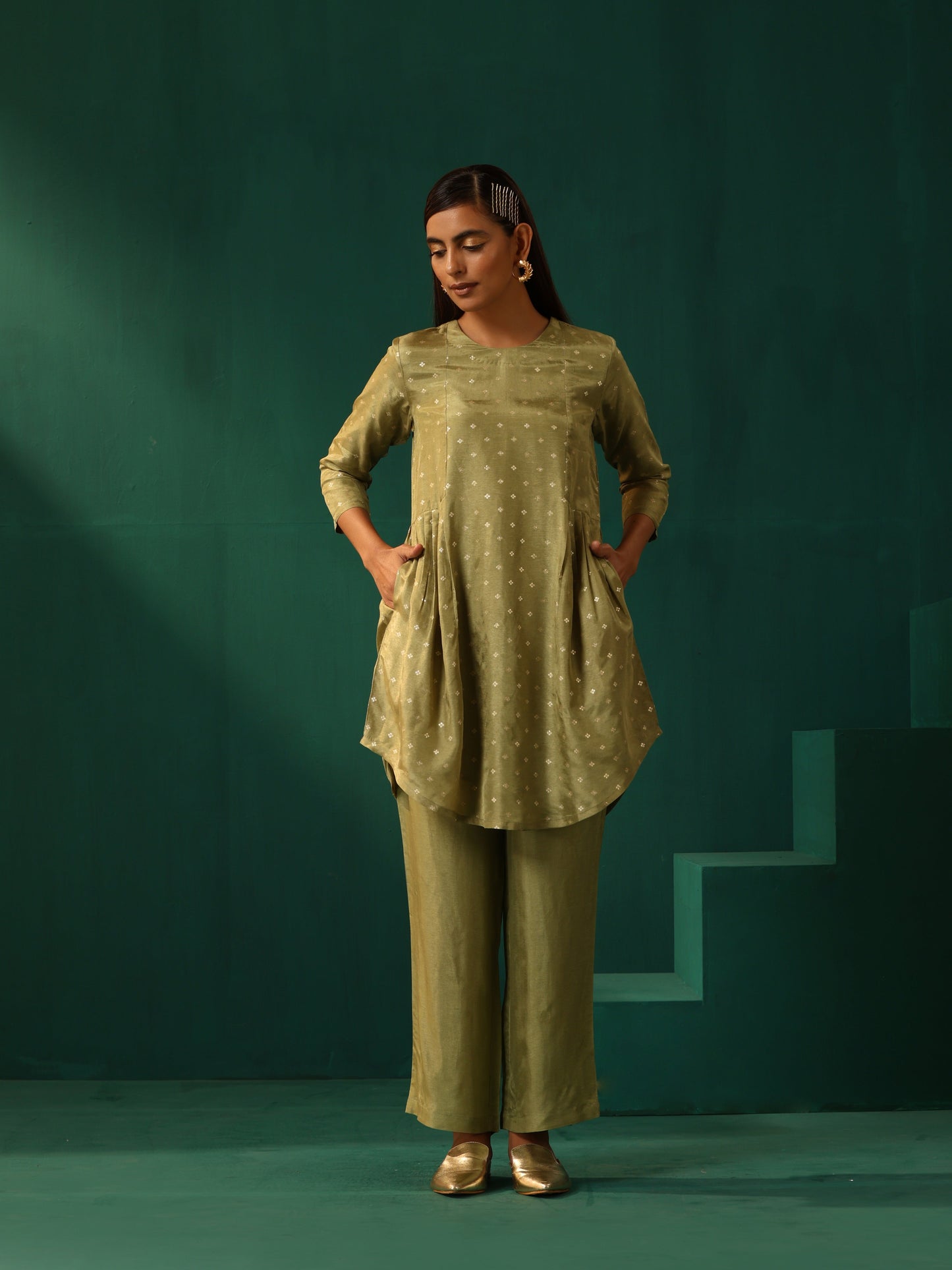 trueBrowns Green Square Viscose Silk Side Gathered Co-ord Set