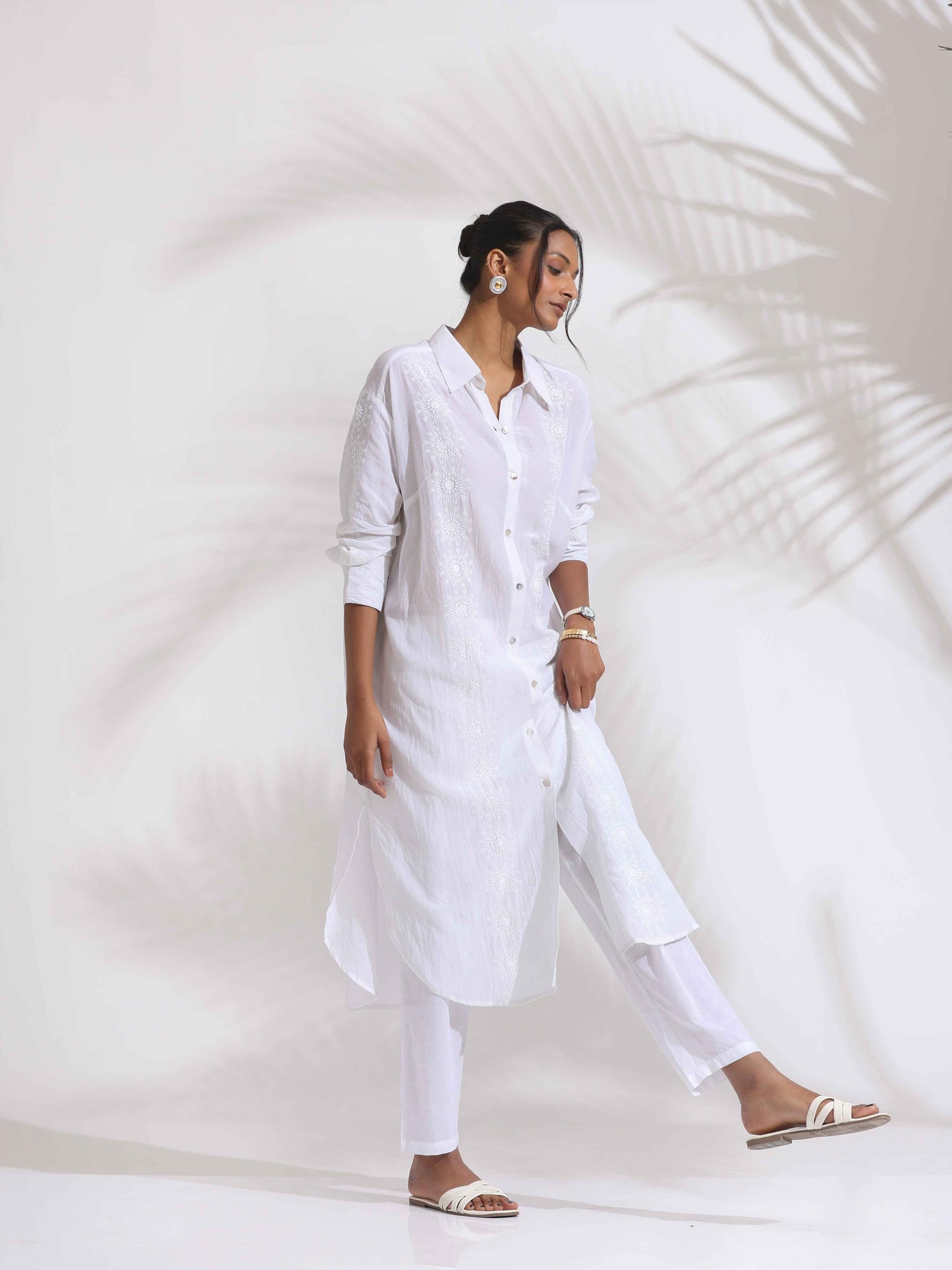 trueBrowns White Cotton Schiffli Shirt Kurta Set