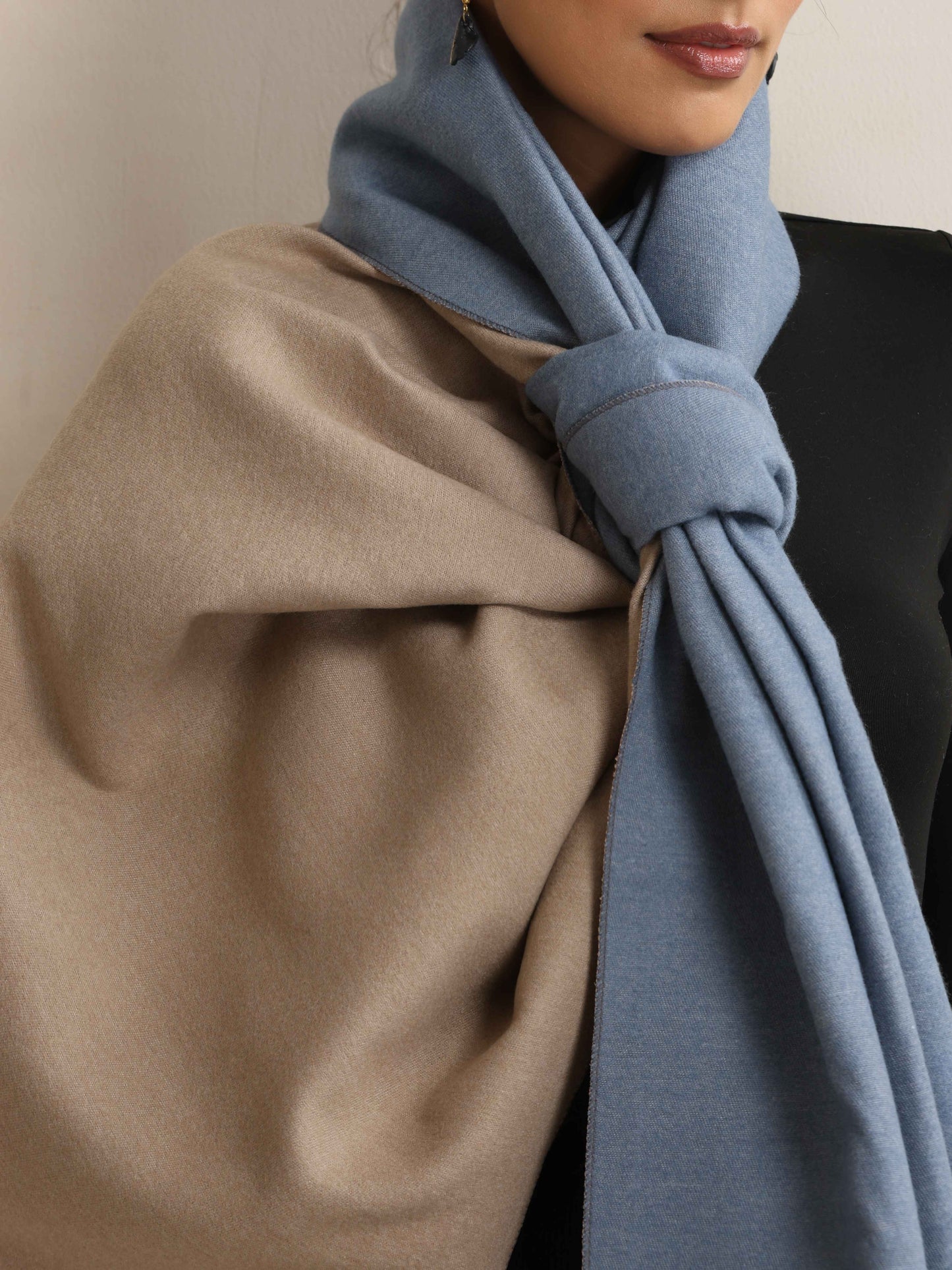trueBrowns Blue Reversible Stole
