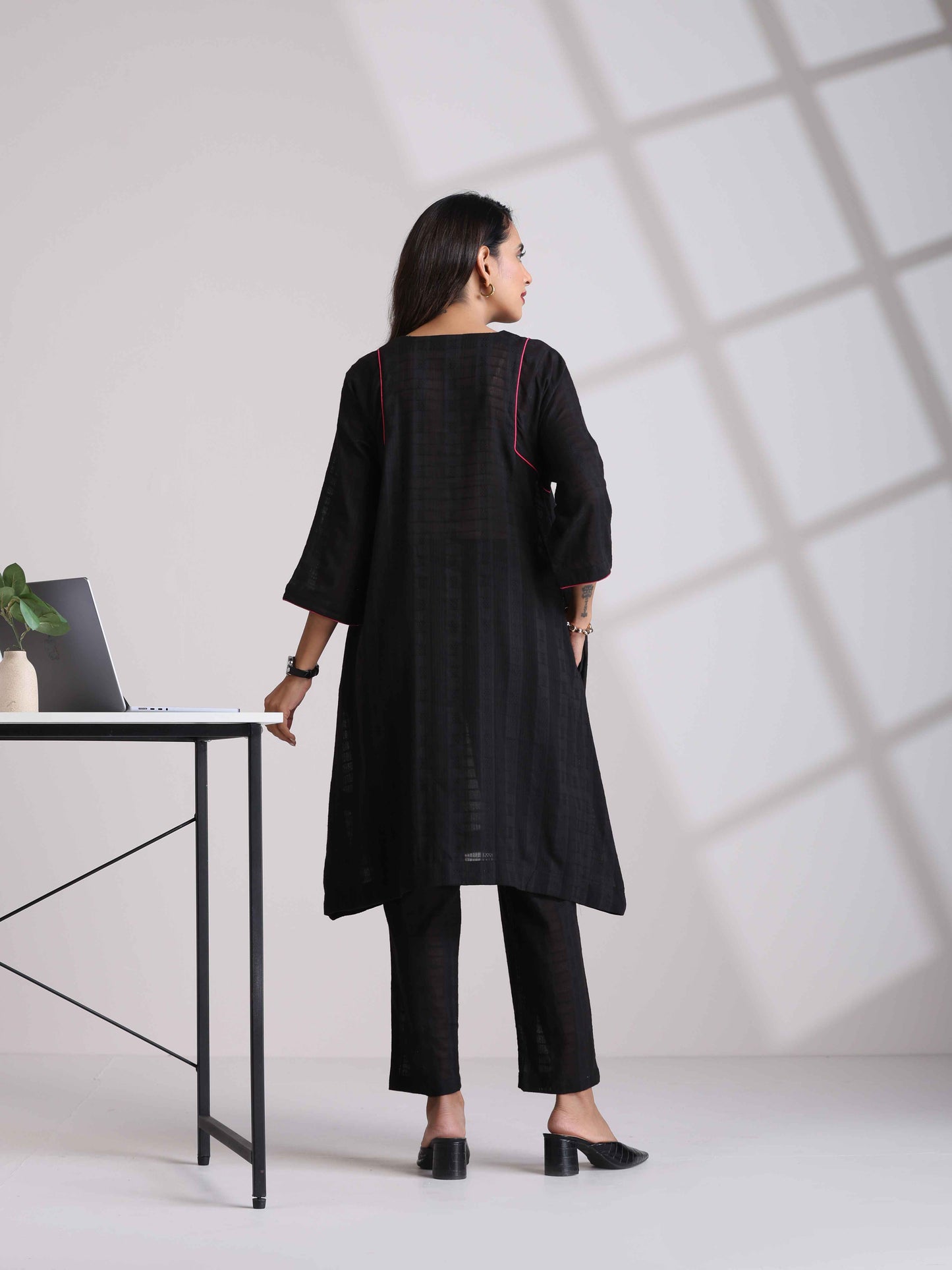 trueBrowns Black Cotton Dobby Kurta Co-ord set