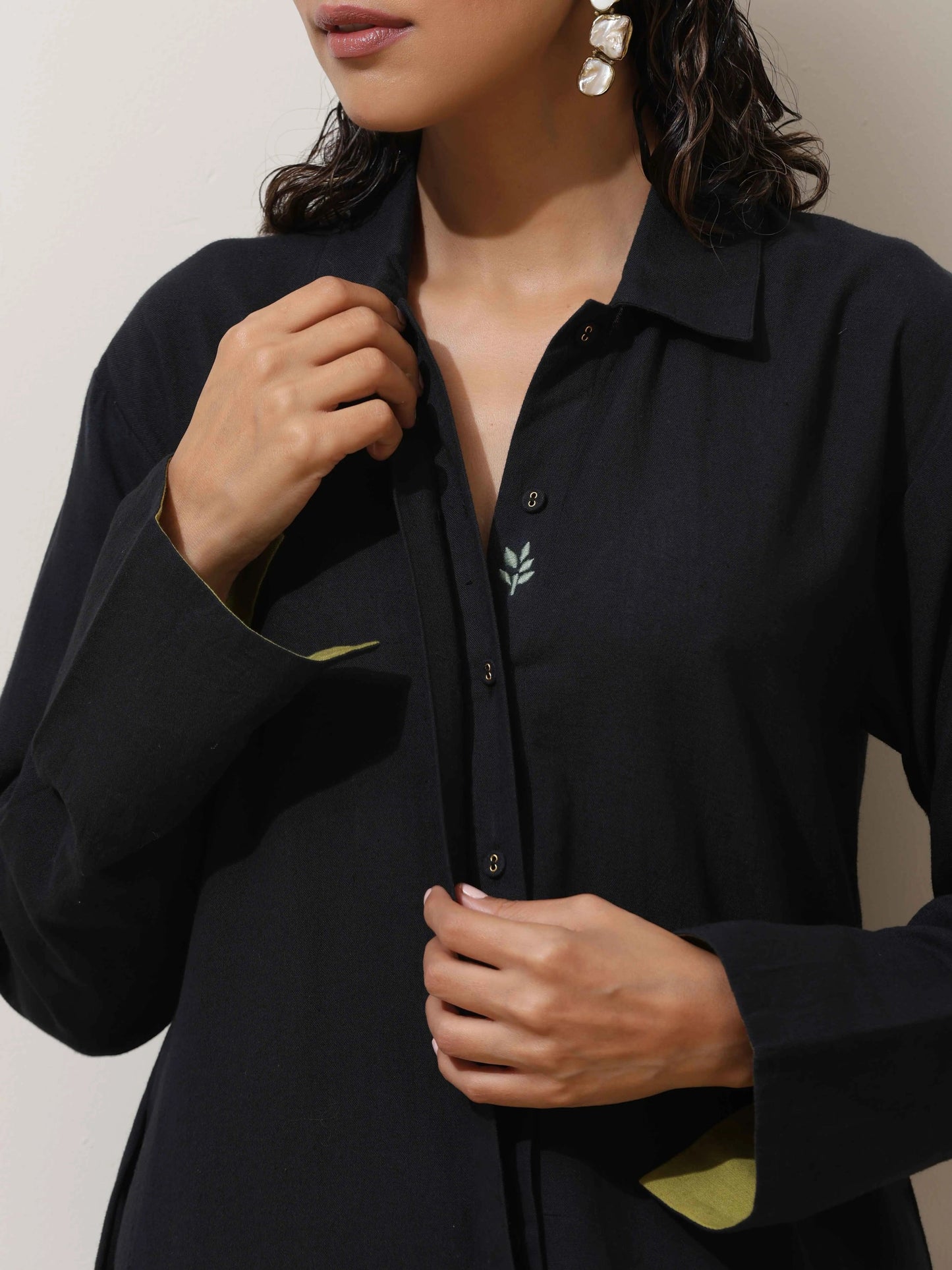 trueBrowns Black Cotton Linen Kurta Pant Set