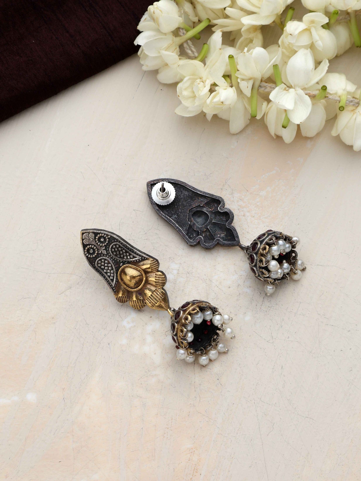 trueBrowns Silver Gold Tone Jhumka Earrings