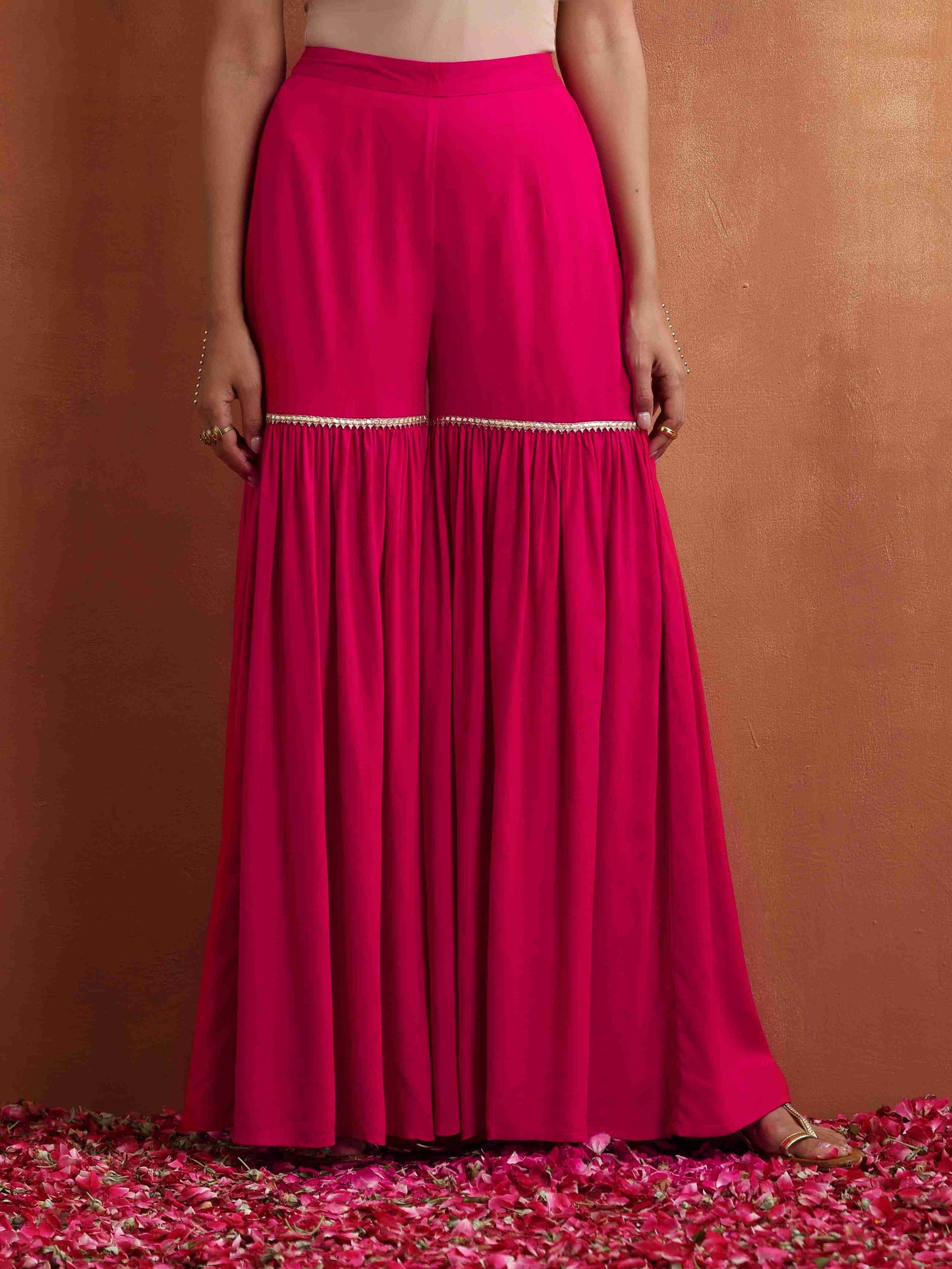 trueBrowns Red Print Sharara Set