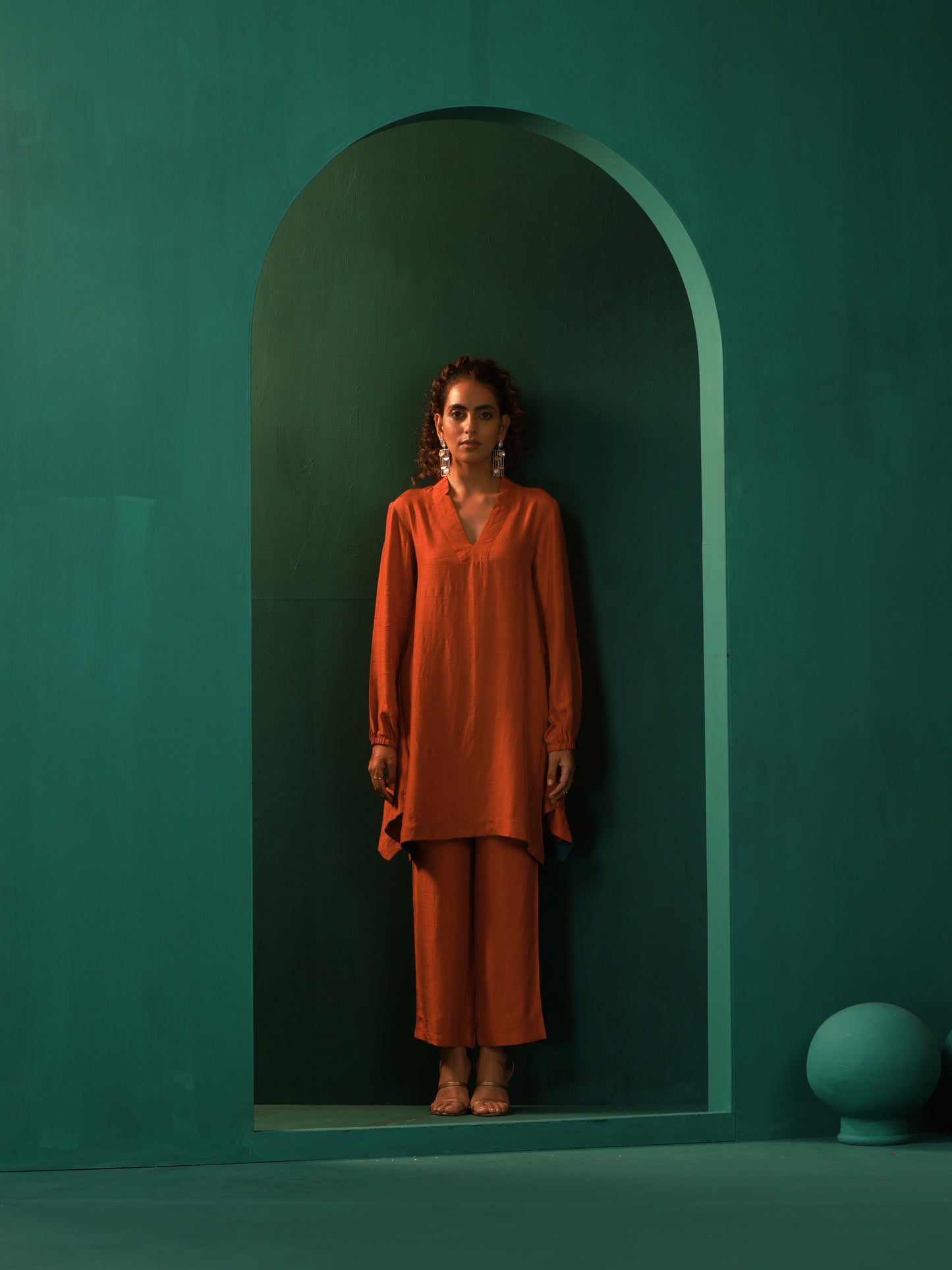 trueBrowns Rust Silk Collar Co-ord Set