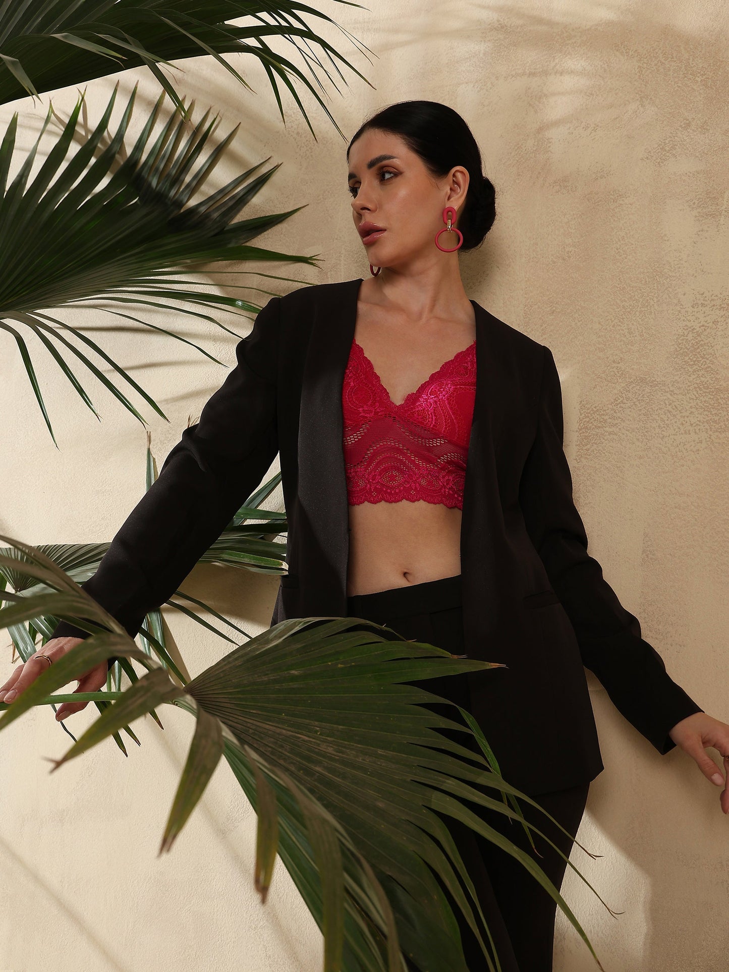 PowerSutra Lapel less Stretch Pant Suit- Black