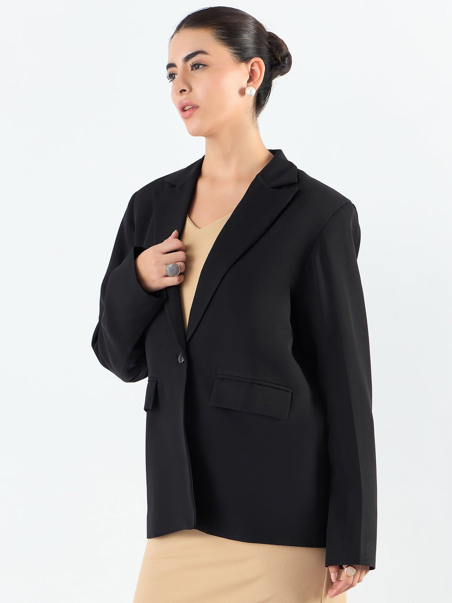 PowerSutra Black Notched Lapel Oversized Fit Blazer In Stretchable Fabric