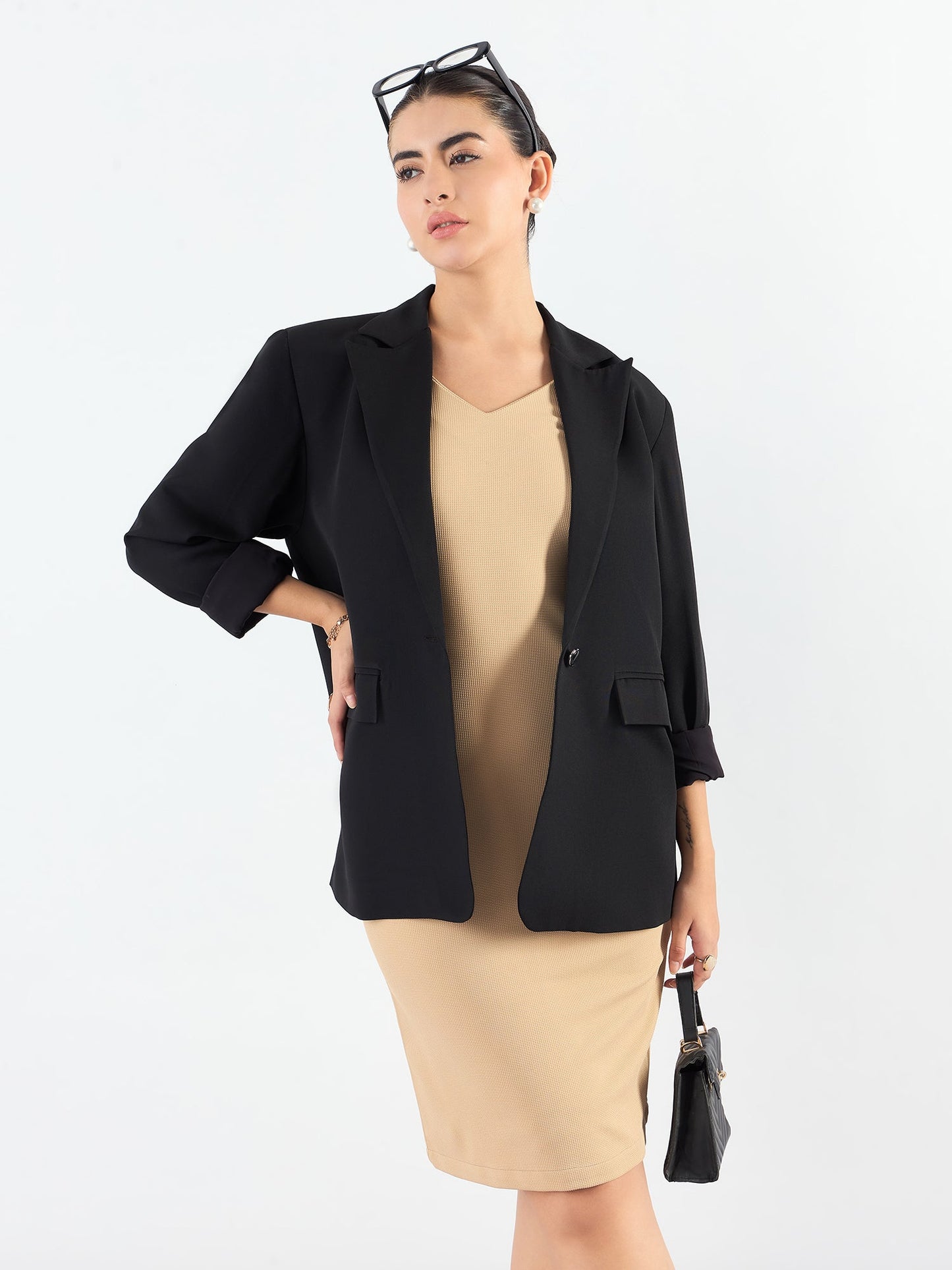 PowerSutra Black Notched Lapel Oversized Fit Blazer In Stretchable Fabric