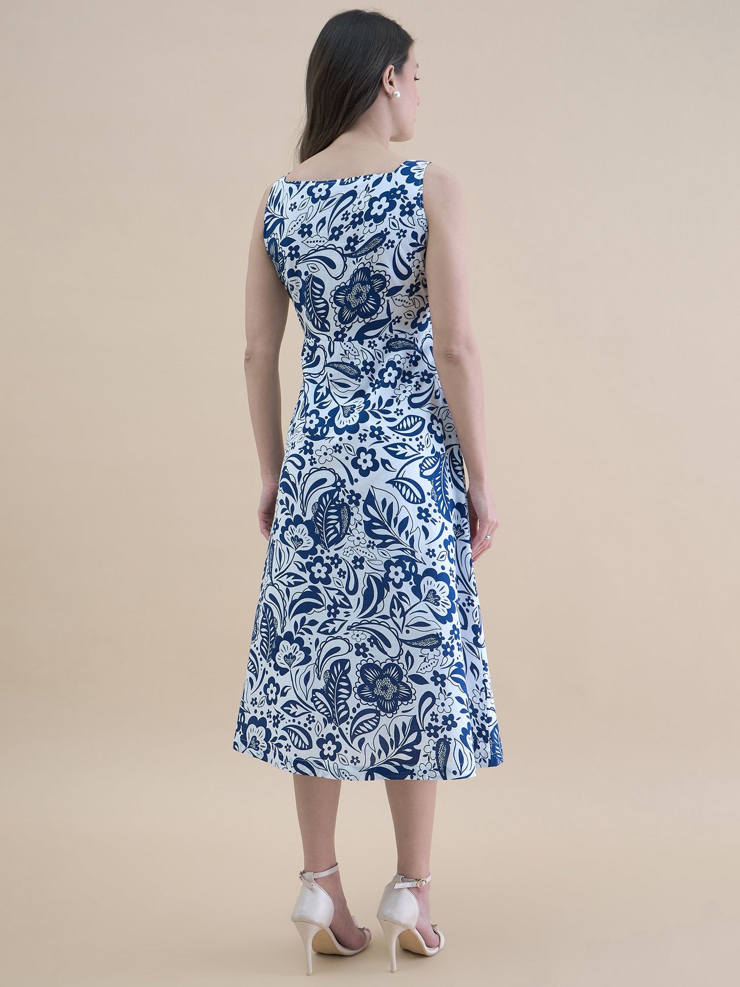 PowerSutra Blue-White floral printed square neck sleeveless fit & flare midi dress