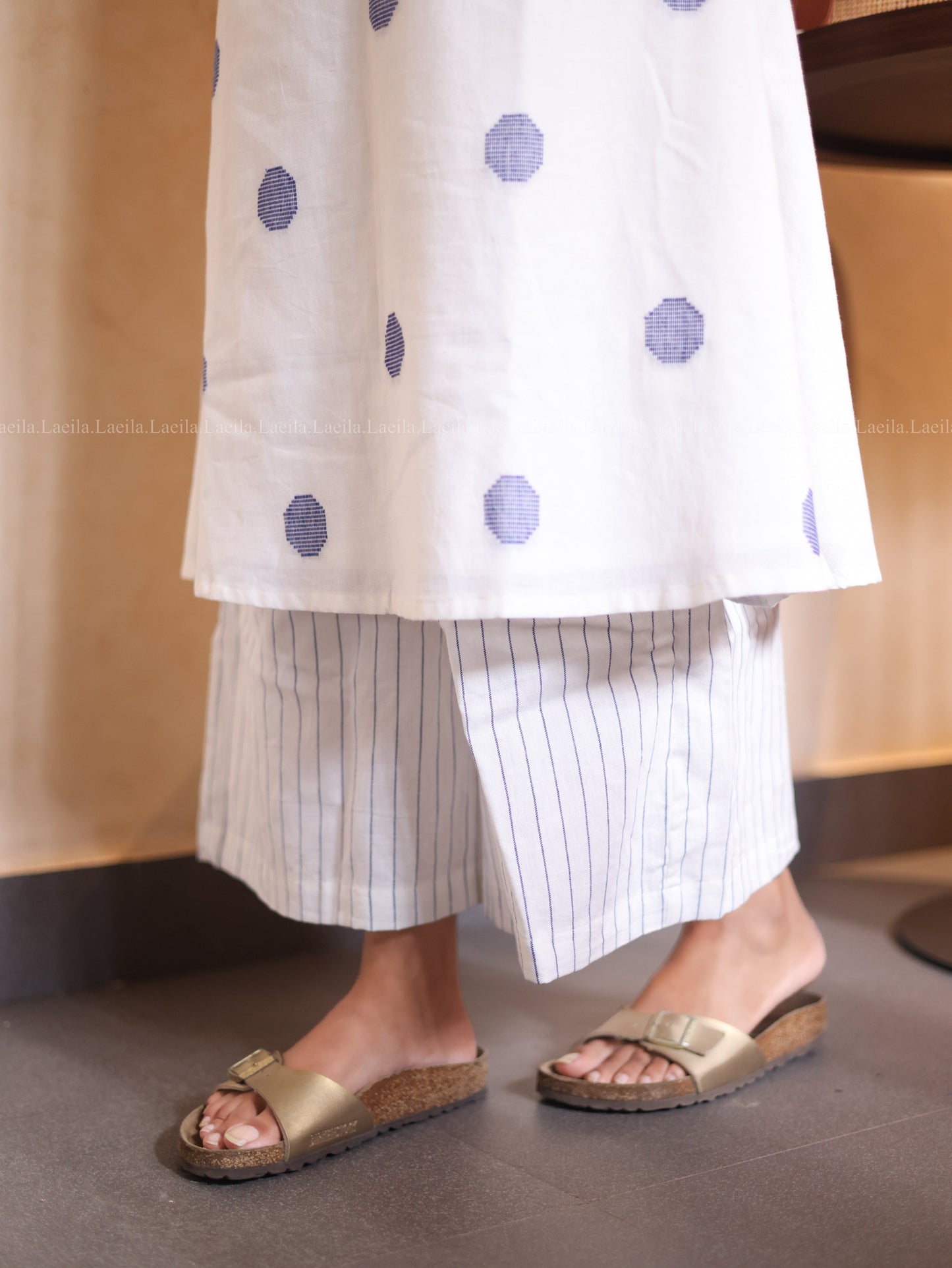 Studio White Polka Handloom Meera Set