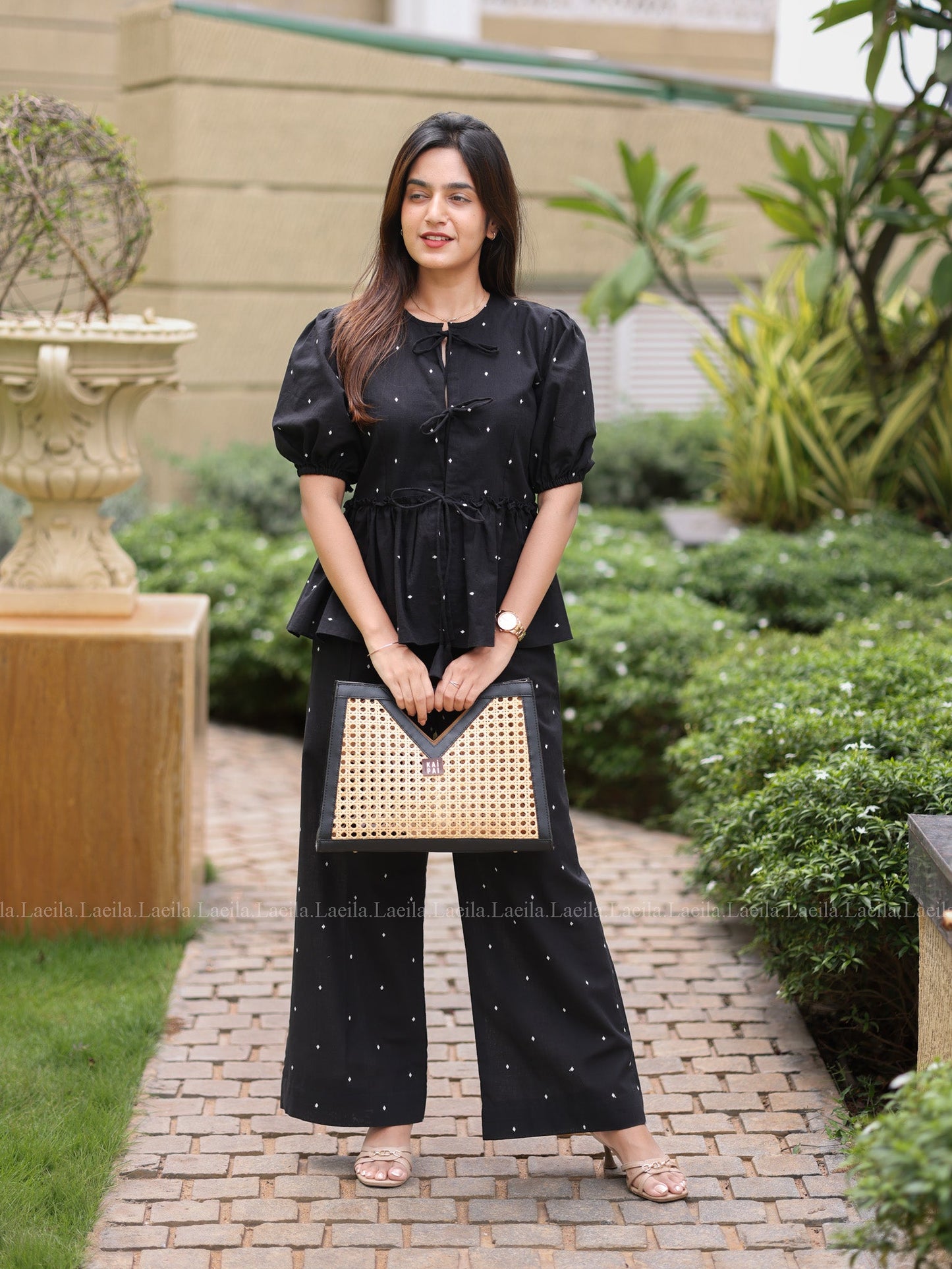 Studio Black Hayati Coord set