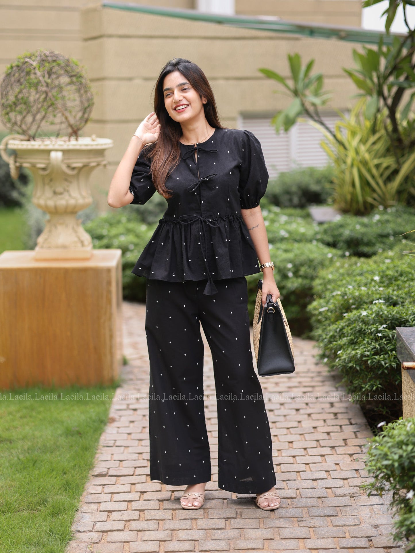 Studio Black Hayati Coord set