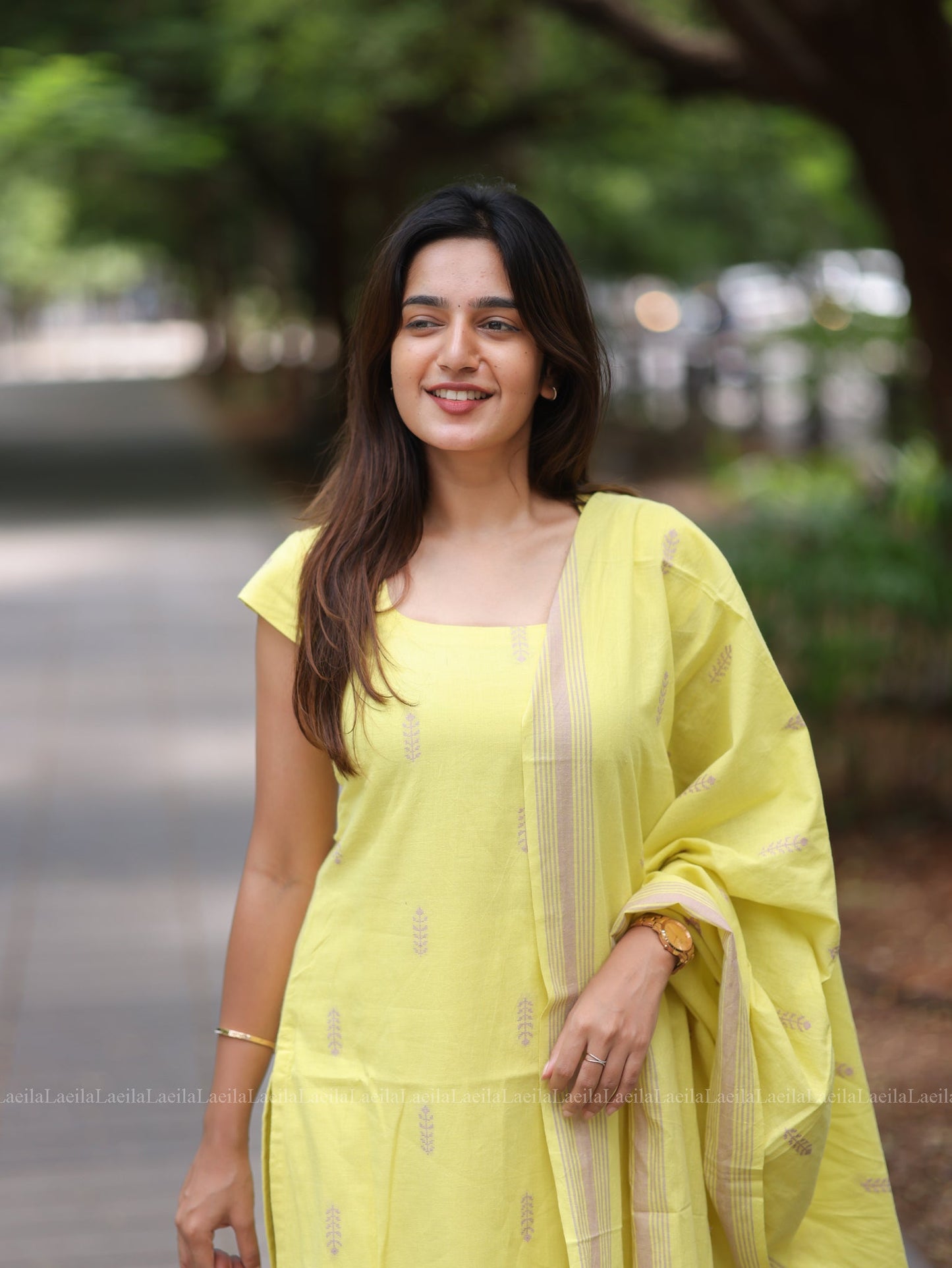 Studio Yellow cotton Kadhambari set