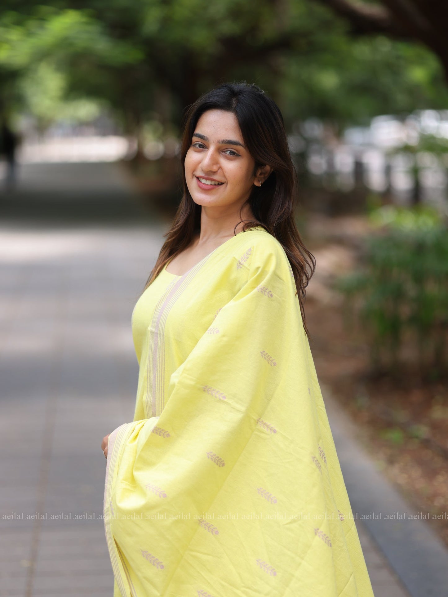 Studio Yellow cotton Kadhambari set