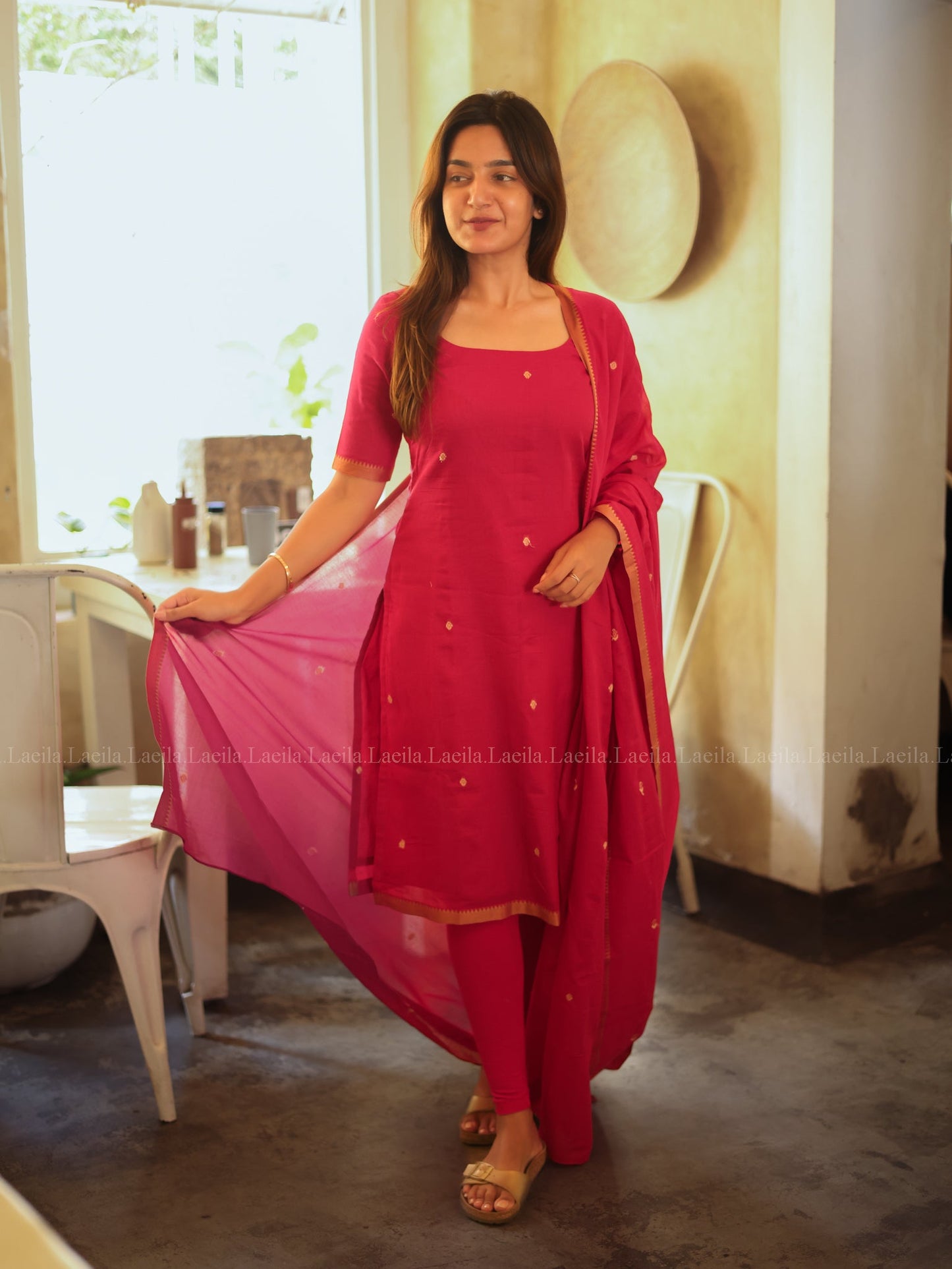 Studio Pink Malar Narayanpet Top & Dupatta