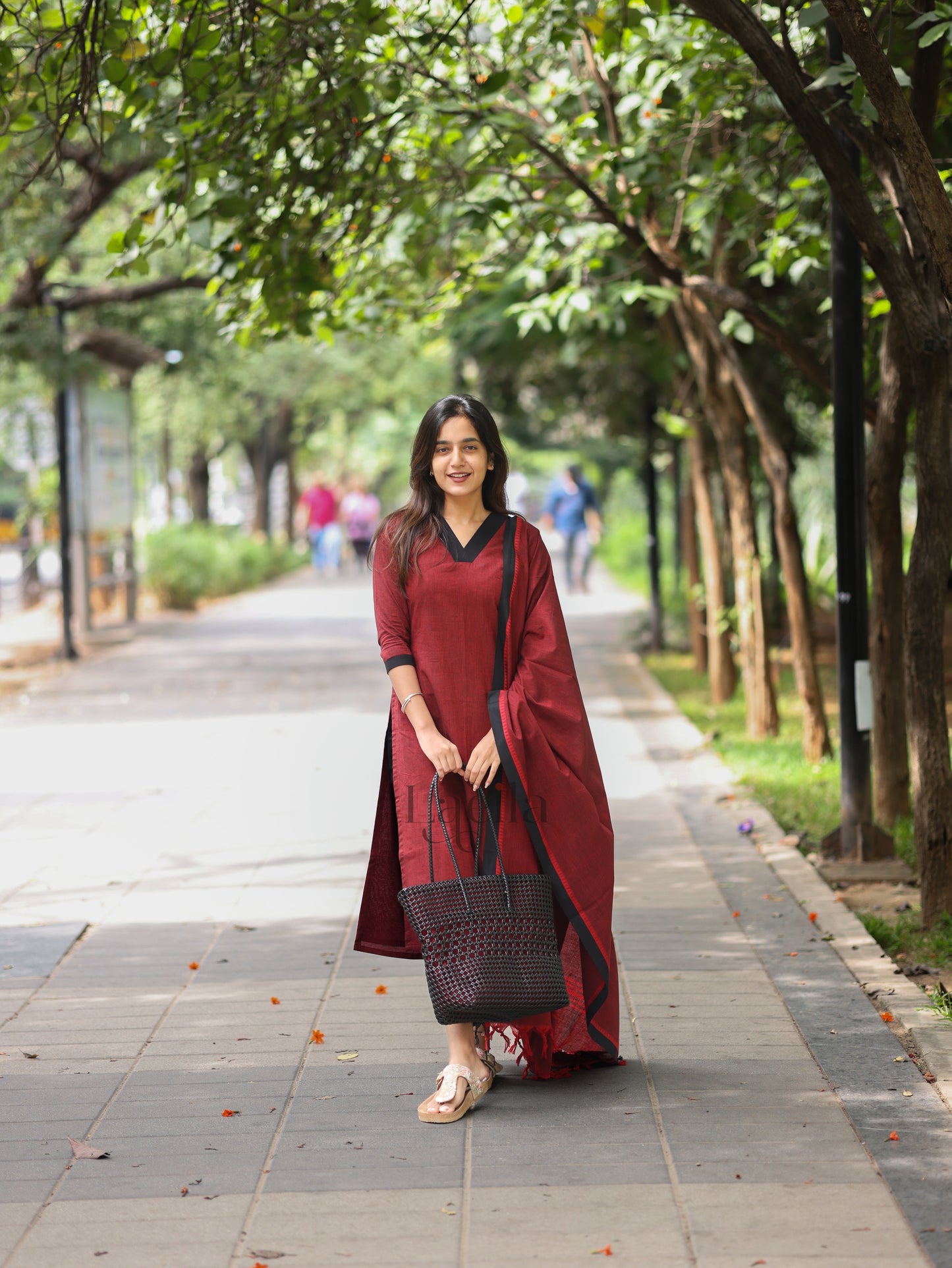 Studio Maroon and black Cotton Kadhambari Set