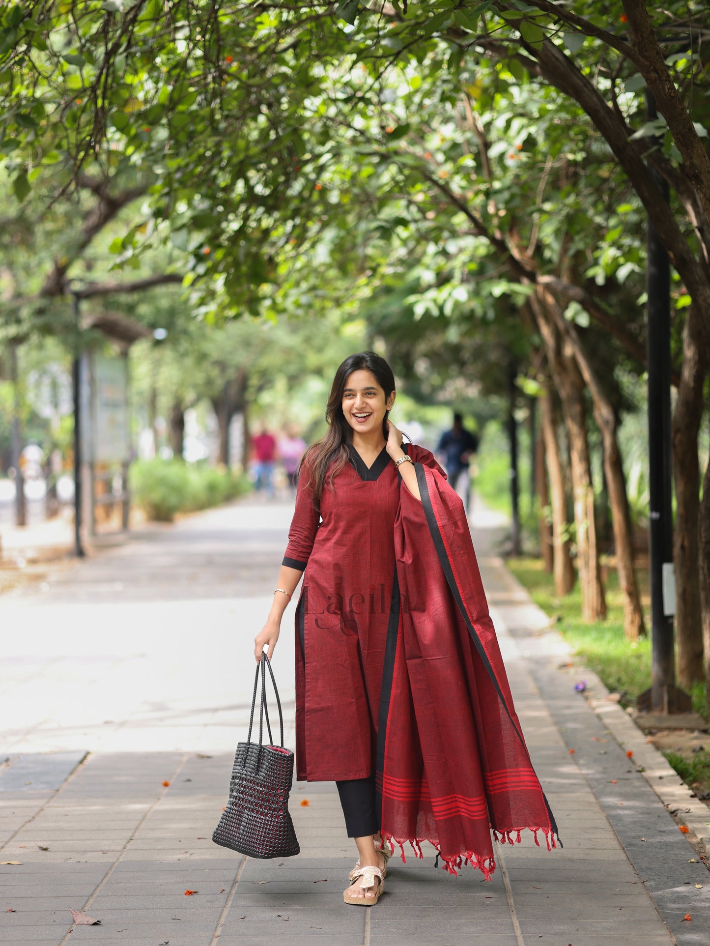 Studio Maroon and black Cotton Kadhambari Set