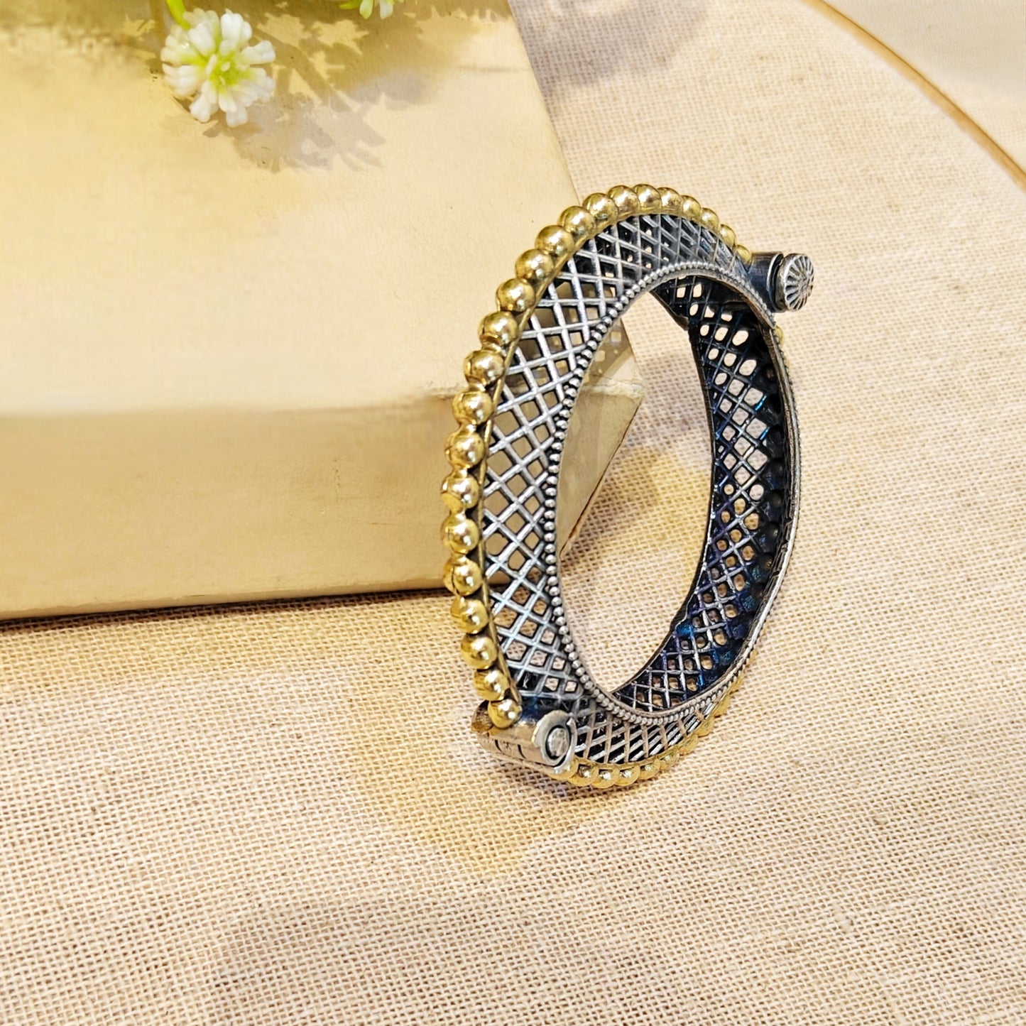 Topaz Silver Look Alike Dual Tone Kada