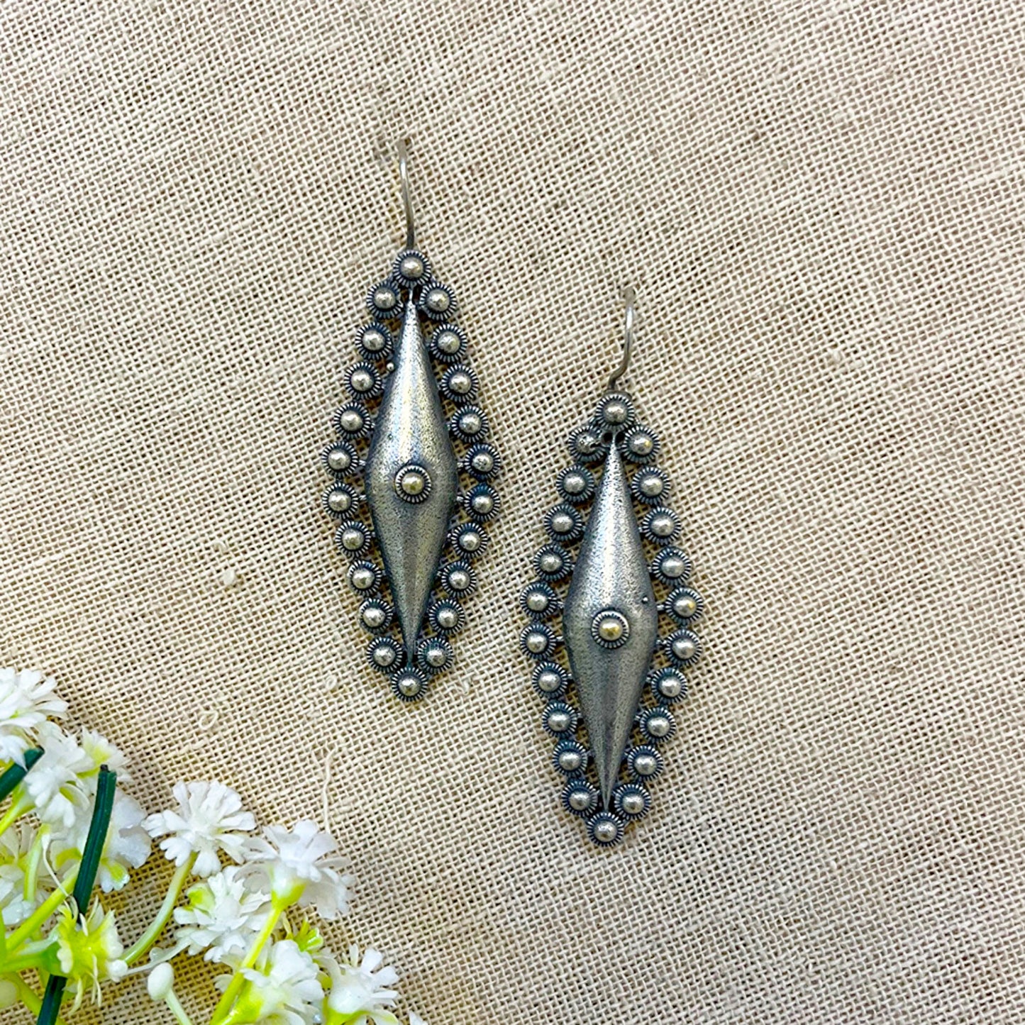 Oxidised Long Dangler