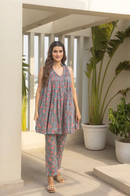 Teal Saanjh Kurta Set