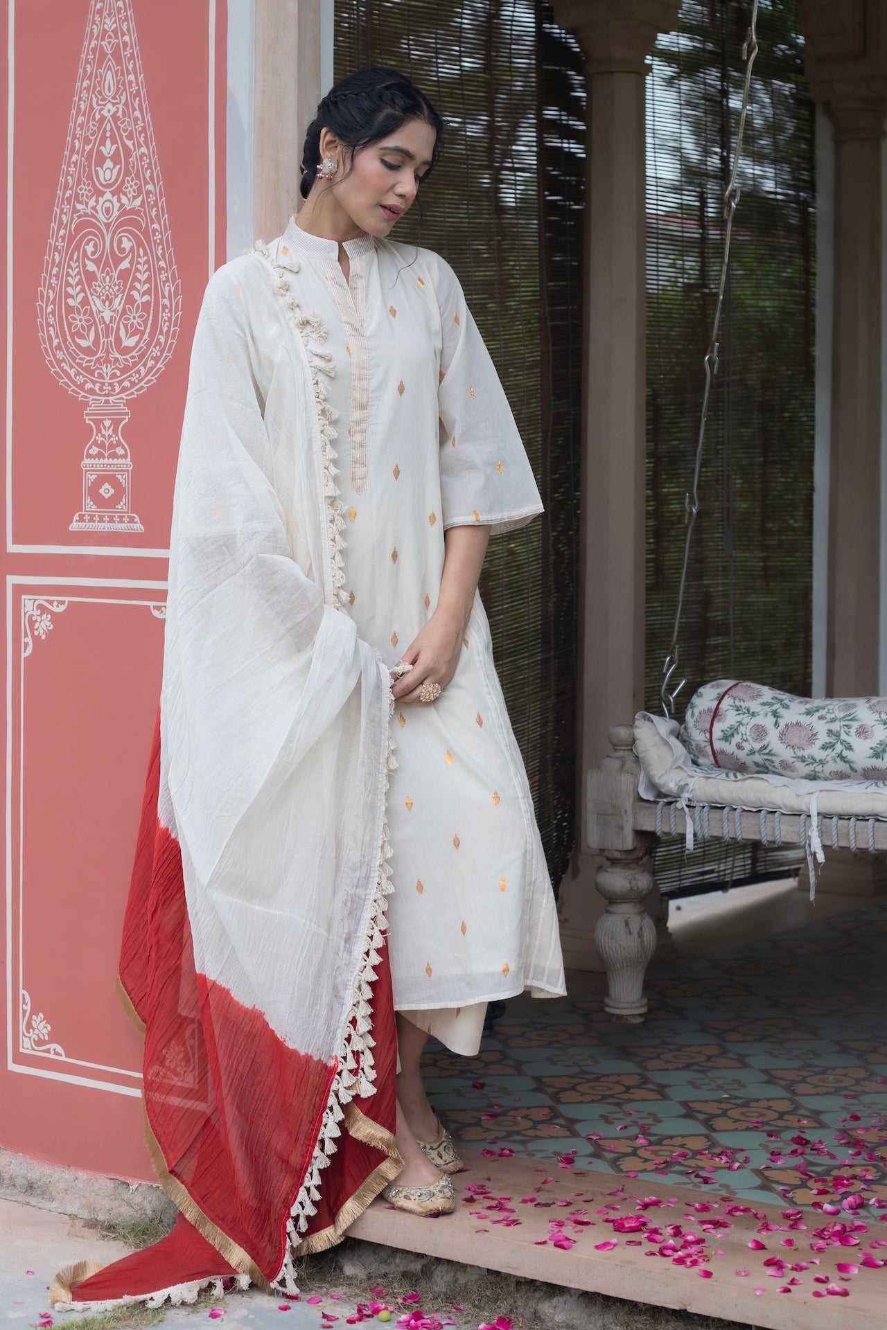 ANU AFREEN COTTON WHITE KURTA SET (WITHOUT DUPATTA)