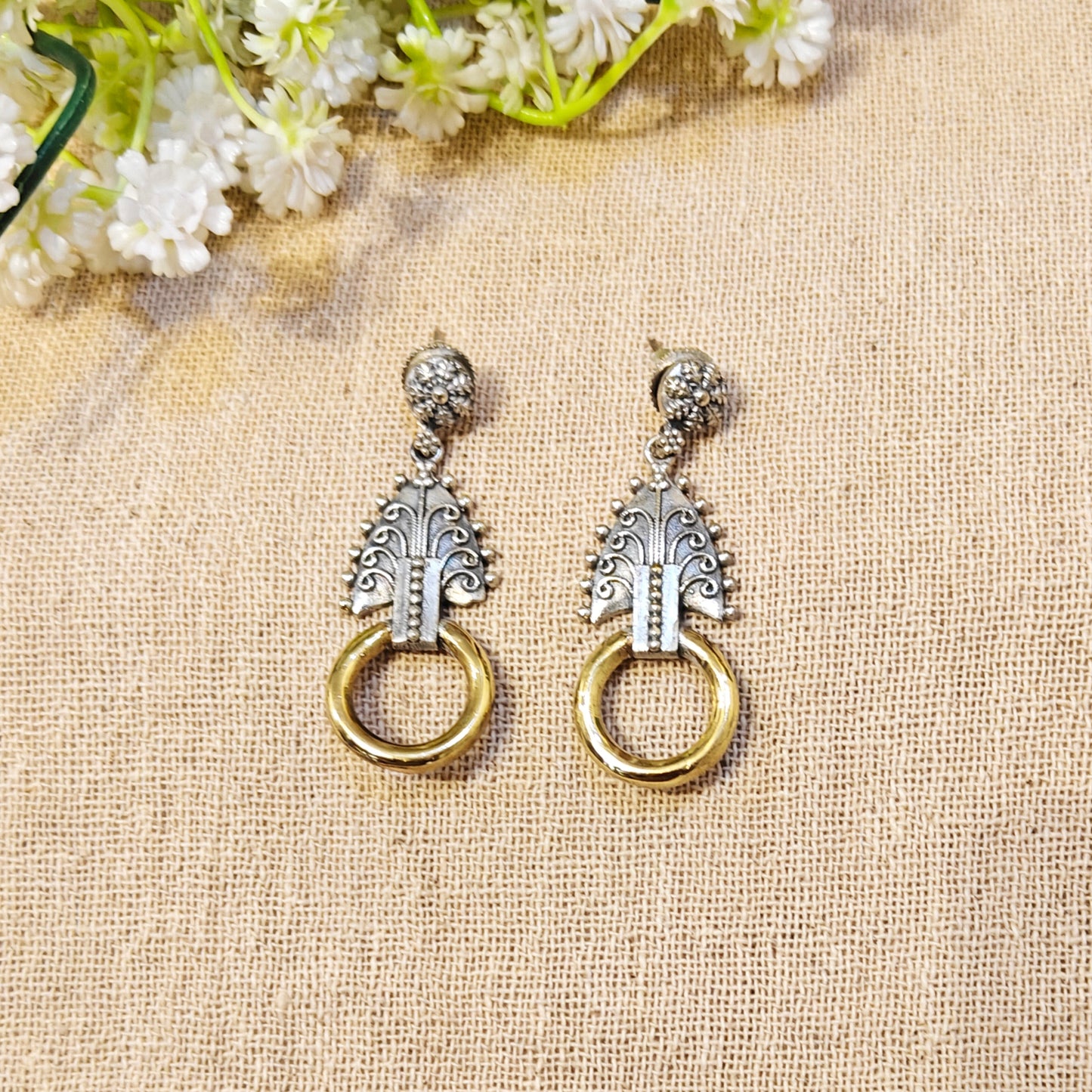 Ruhani Silver Look Alike Dual Tone Earring