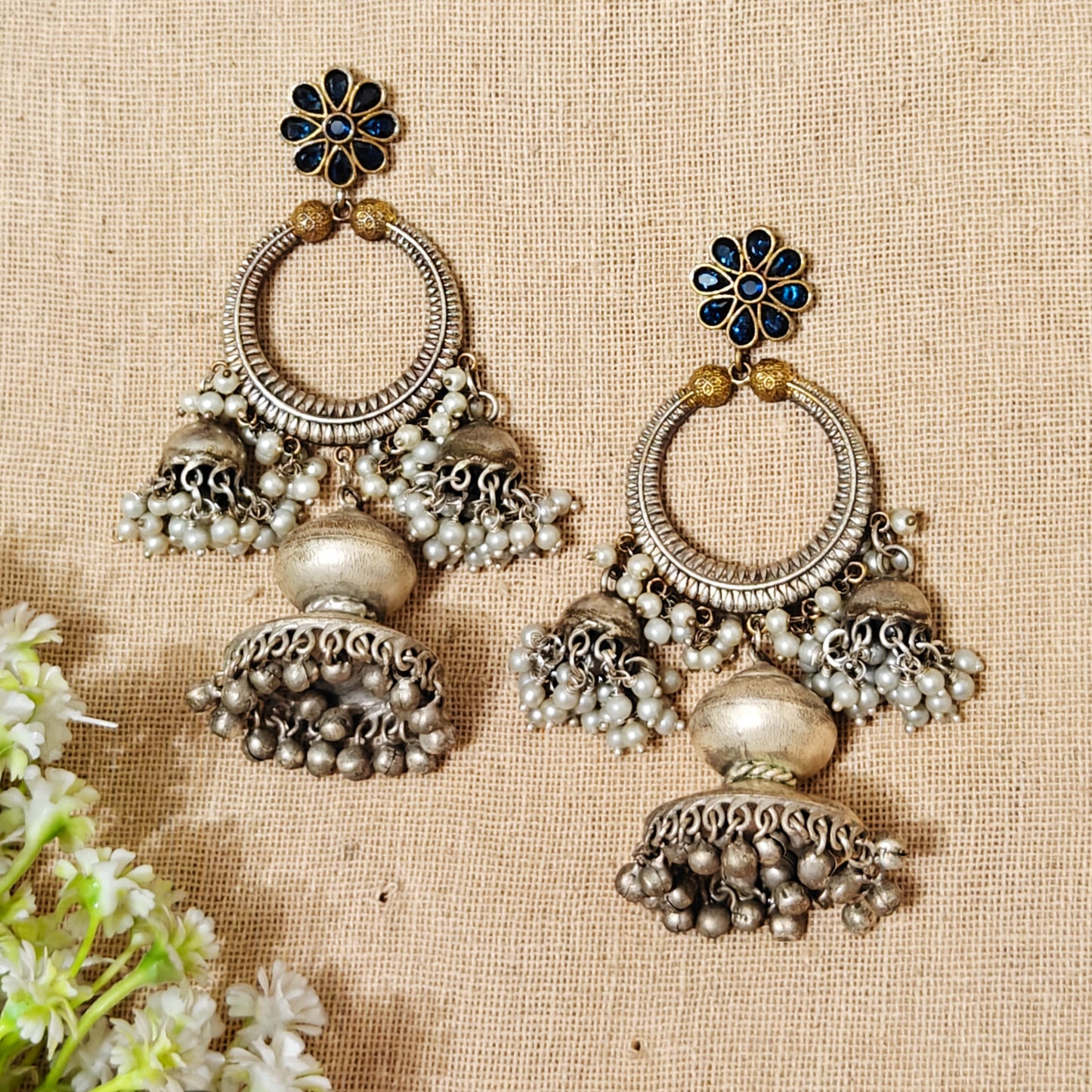 Chic Silver Look Alike Dual Tone Stone Earring