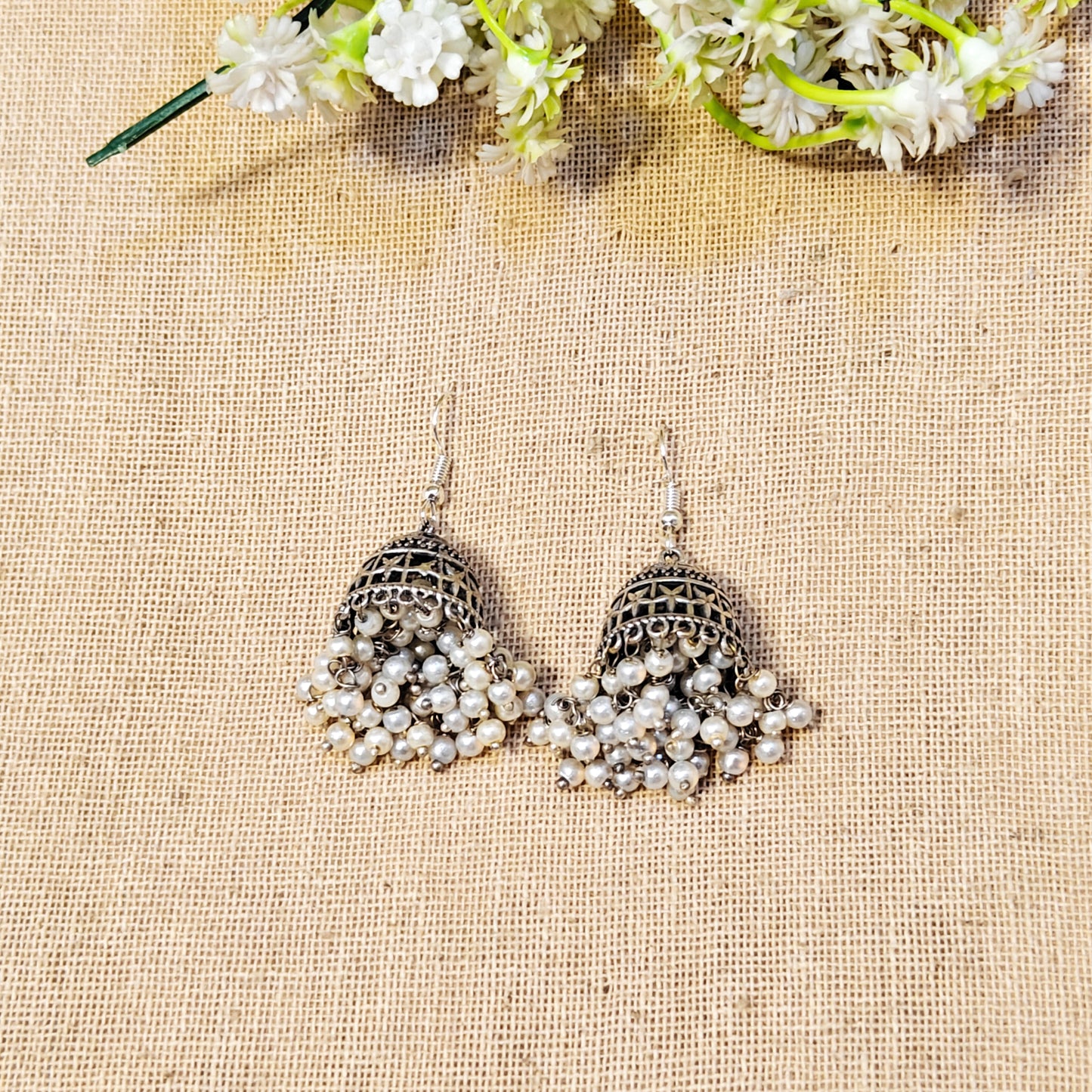 Tide Silver Look Alike Oxidized Dangler