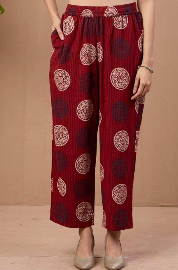 Maati Craft comfort fit ankle length narrow pants - red slub cotton printed pants