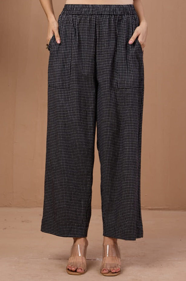 Maati Craft Ebony Boxes & Scarlet Circles Kurta Cotton Co-ord Set (set of 2)