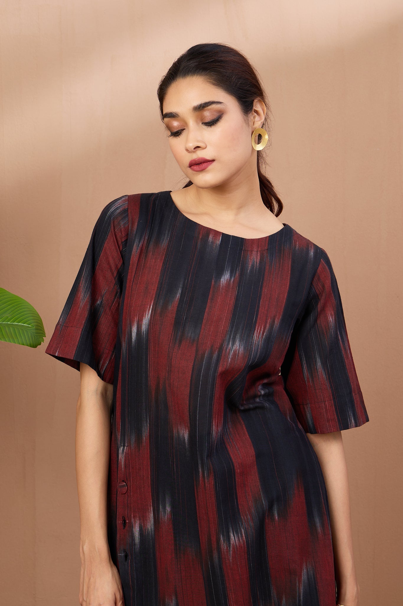 Side Button Front Slit Kurta Top Kohl Flames Mc