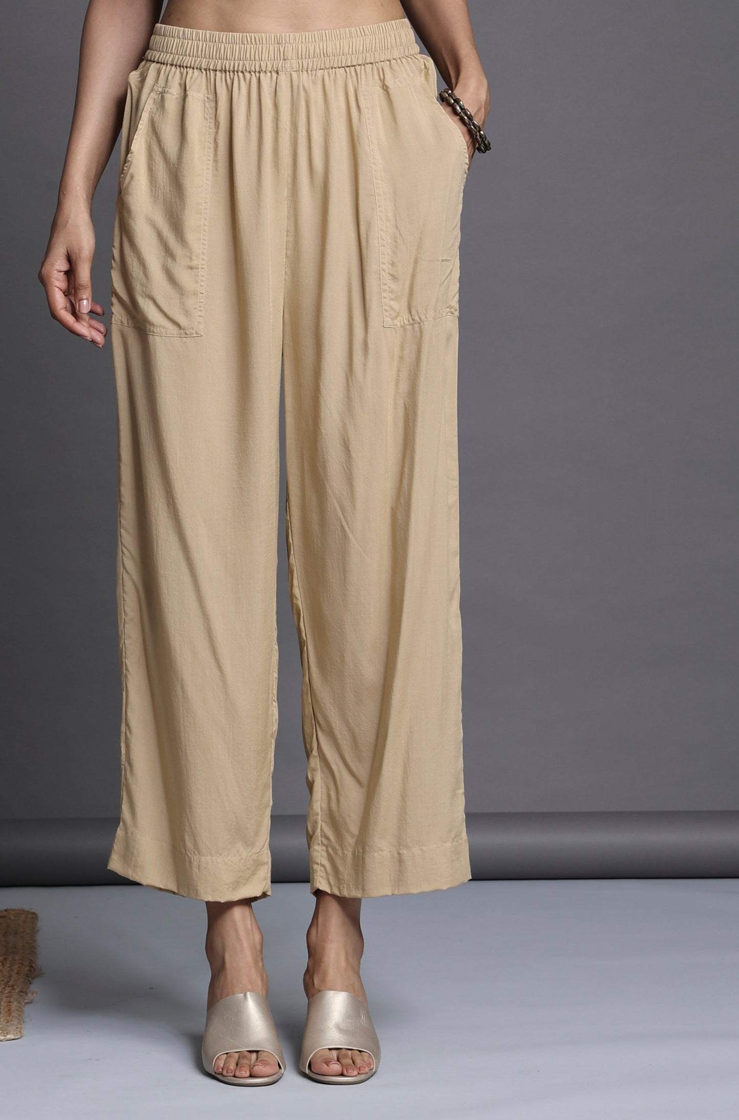 Maati Craft comfort fit pants - golden modal