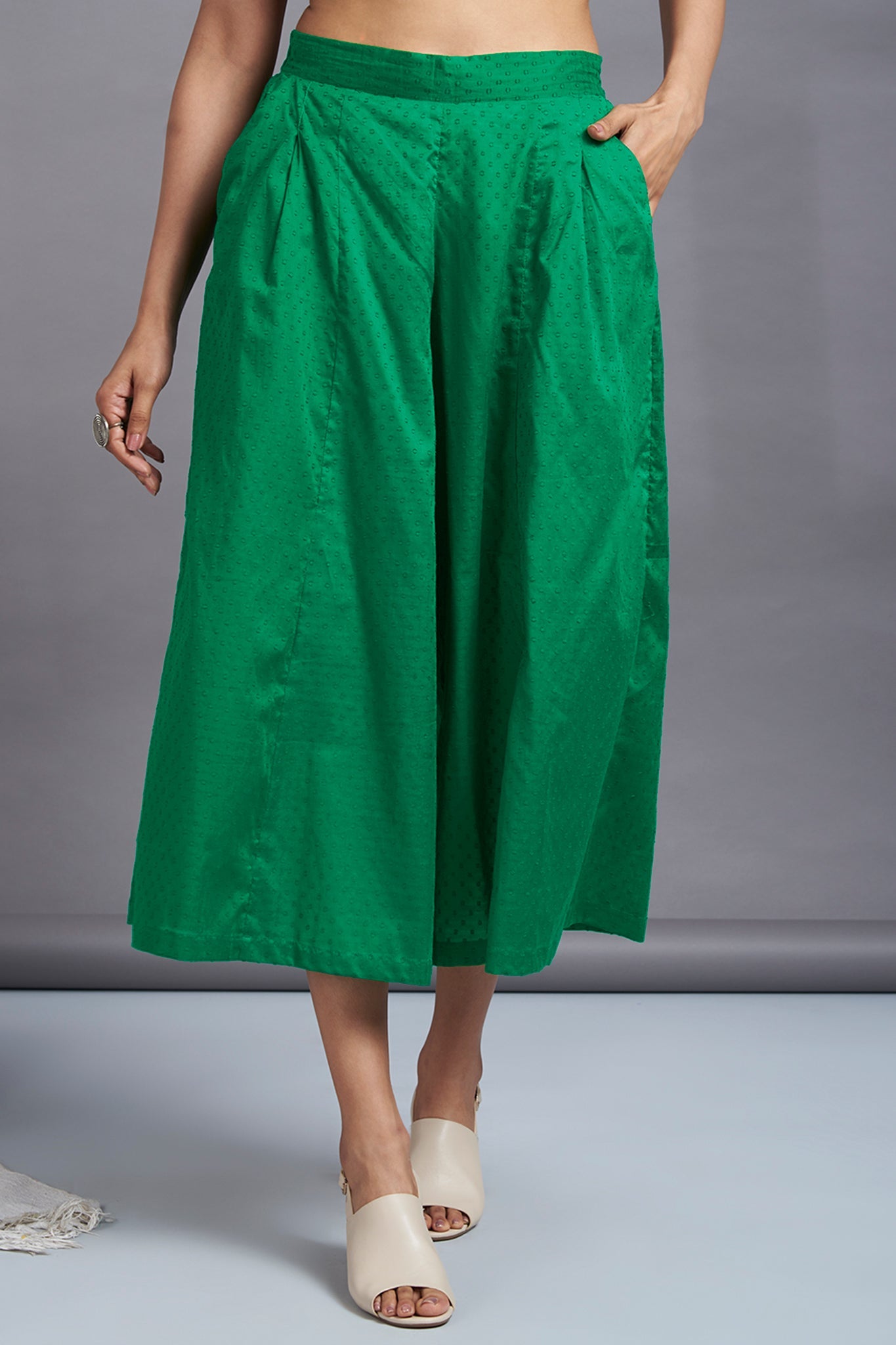 Maati Craft box pleated culotte - emerald green