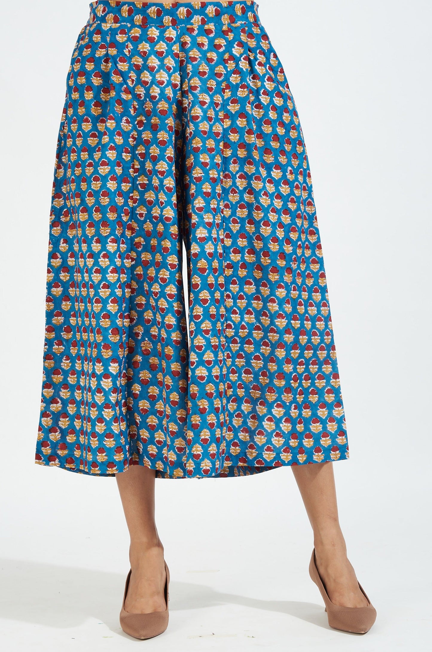 Maati Craft box pleated culotte - blue red butti