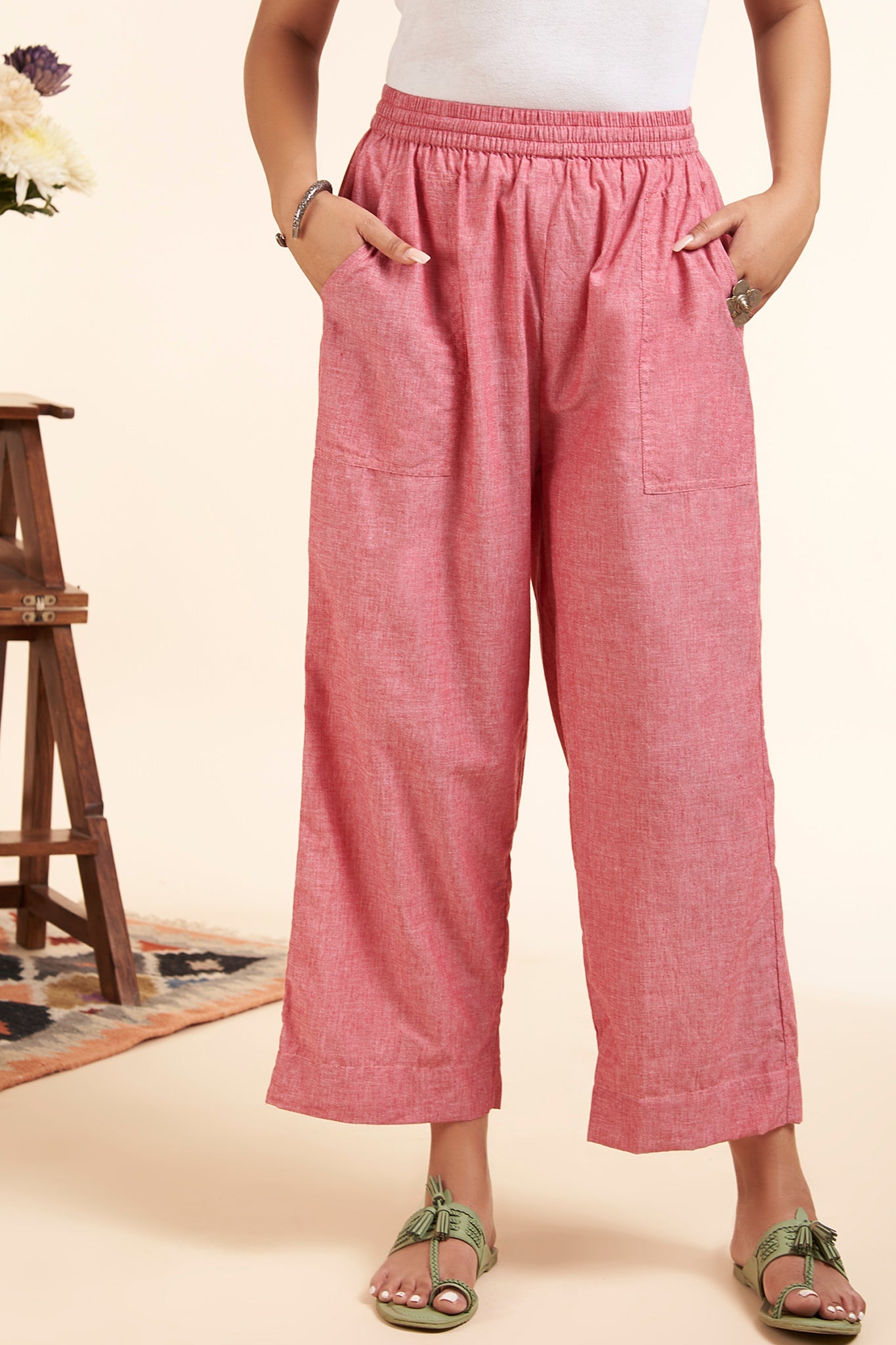 Maati Craft Elasticated Mangalgiri Pants - Pink White