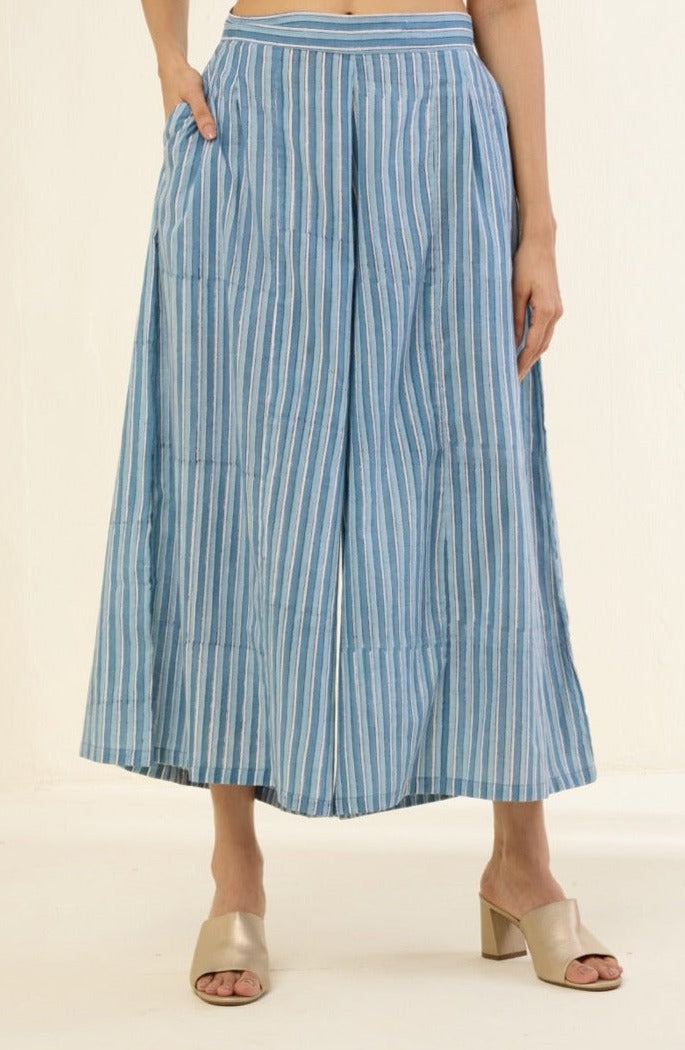 Maati Craft box pleated culotte - blue grey printed stripes