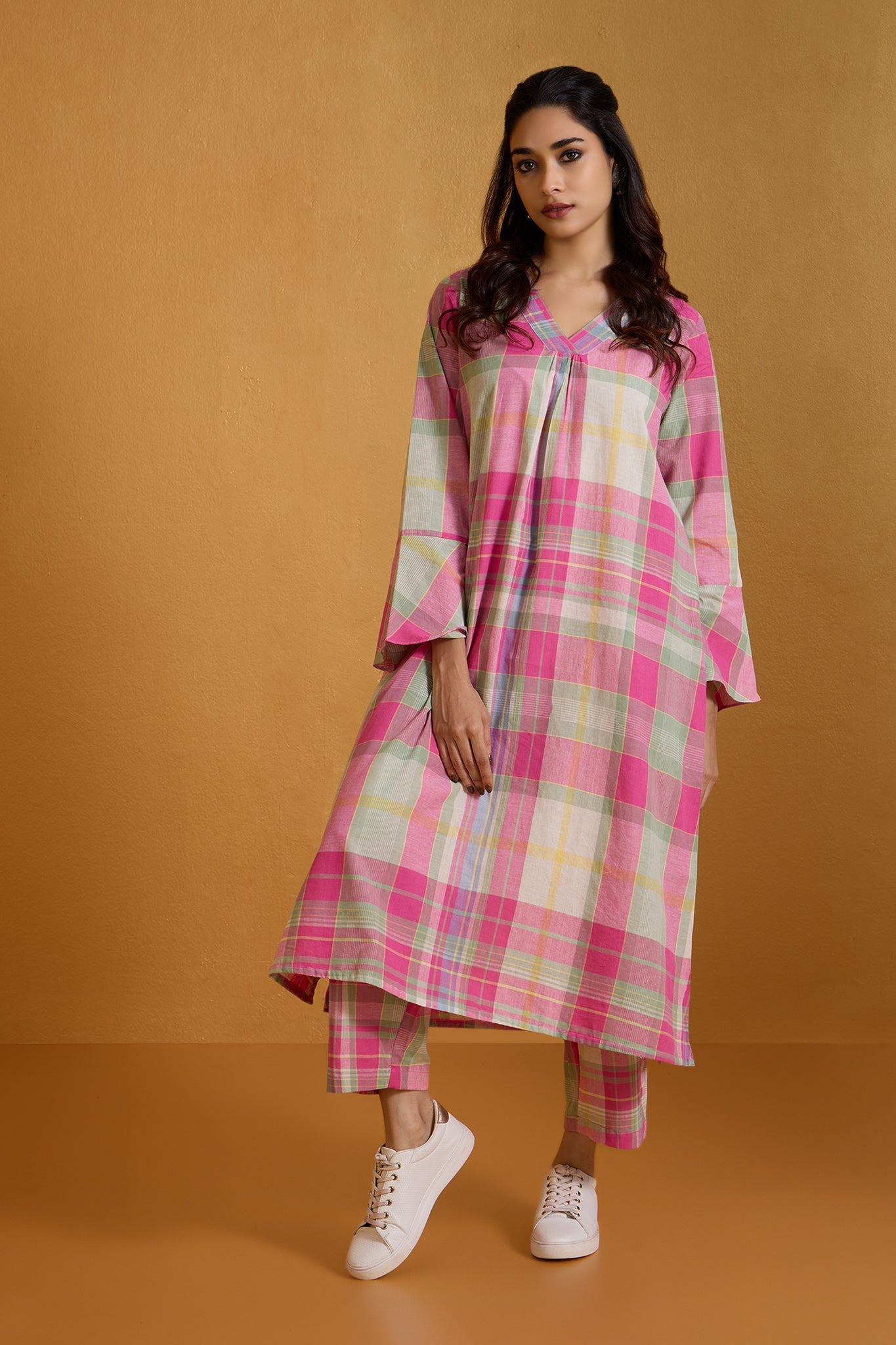 Maati Craft Co-ord Set Fuchsia Plaid Dream Modern Long Tunic Kurta & Pants