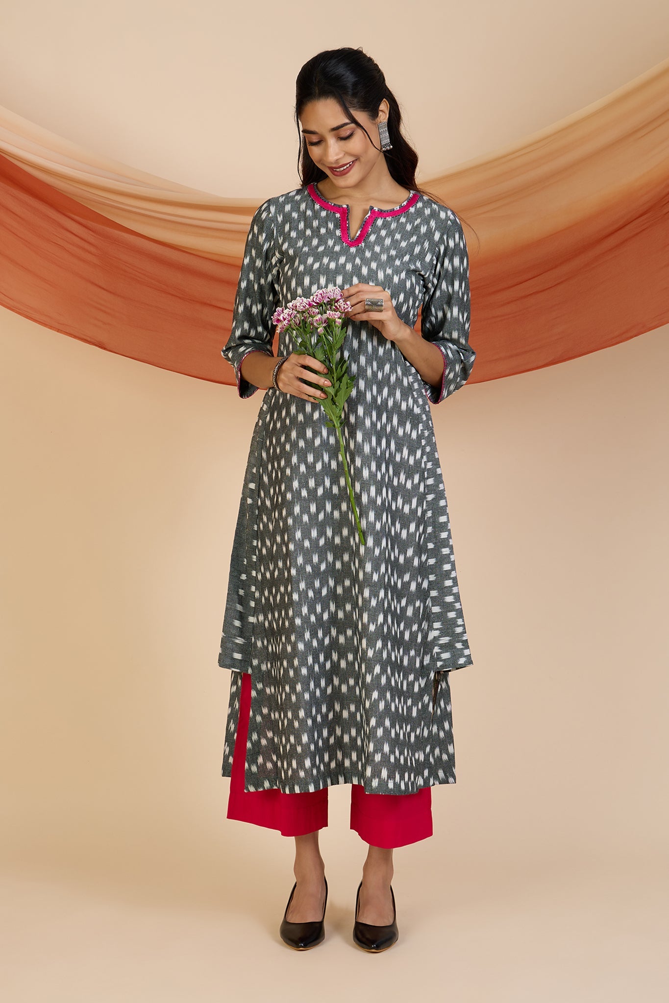 Maati Craft Ash Rose Sprinkle Ikat Long Kurta with Side Twist