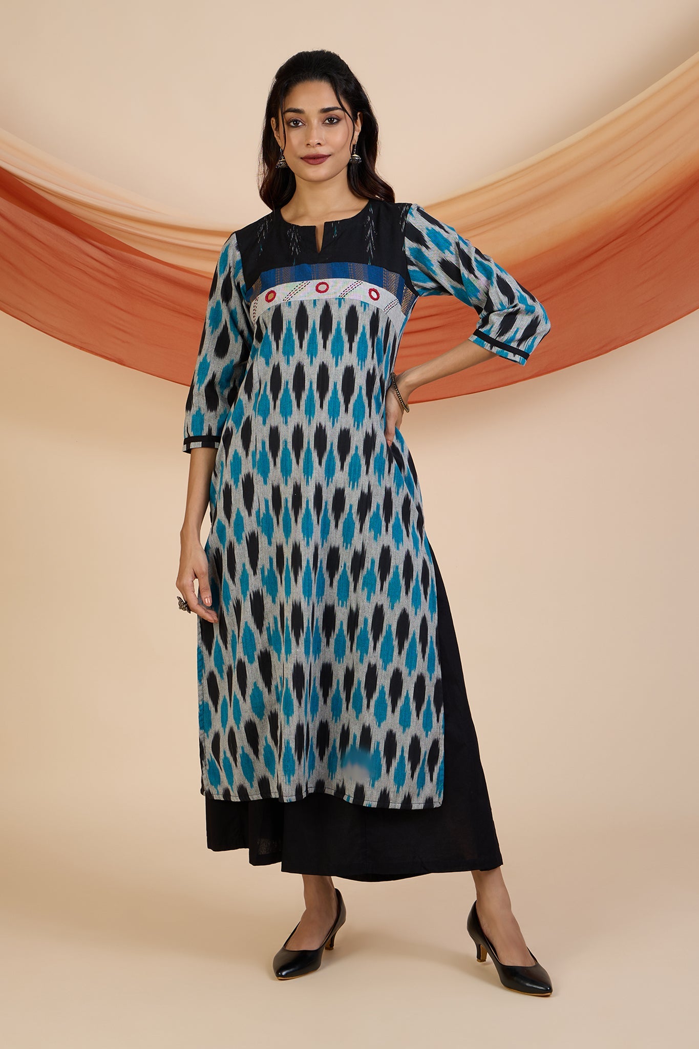 Maati Craft Ink-Dusted Sky Long Kurta With Slit