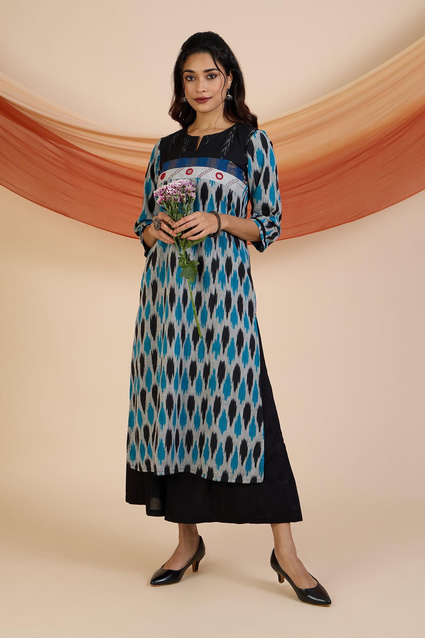 Maati Craft Ink-Dusted Sky Long Kurta With Slit