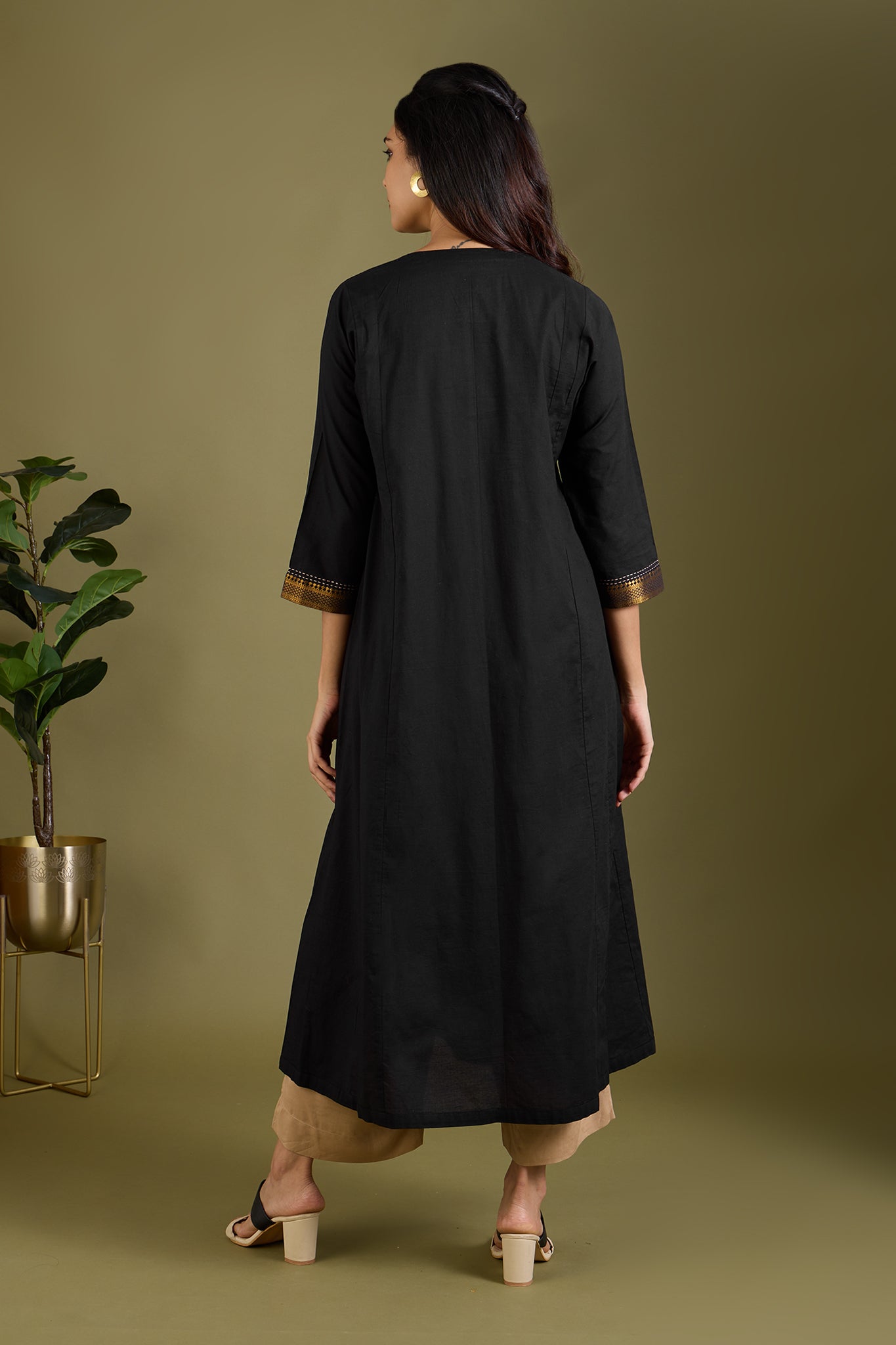 Maati Craft Midnight Gold Pintuck Yoke & Sleeve Kalidar