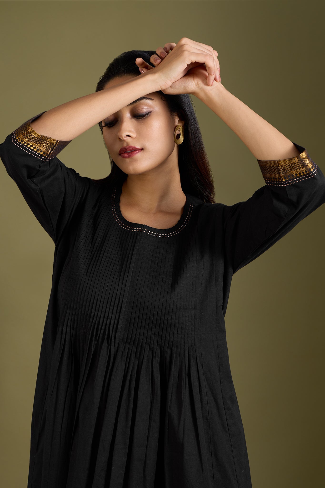 Maati Craft Midnight Gold Pintuck Yoke & Sleeve Kalidar