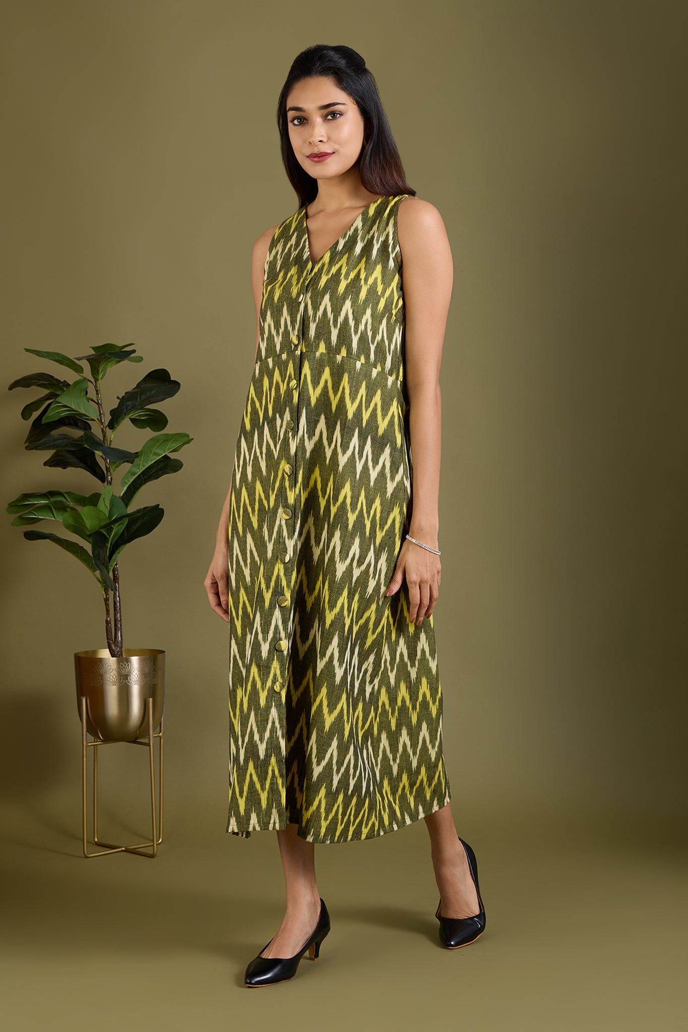 Maati Craft Earthy Zigzag Glow V-neck Button Down Dress