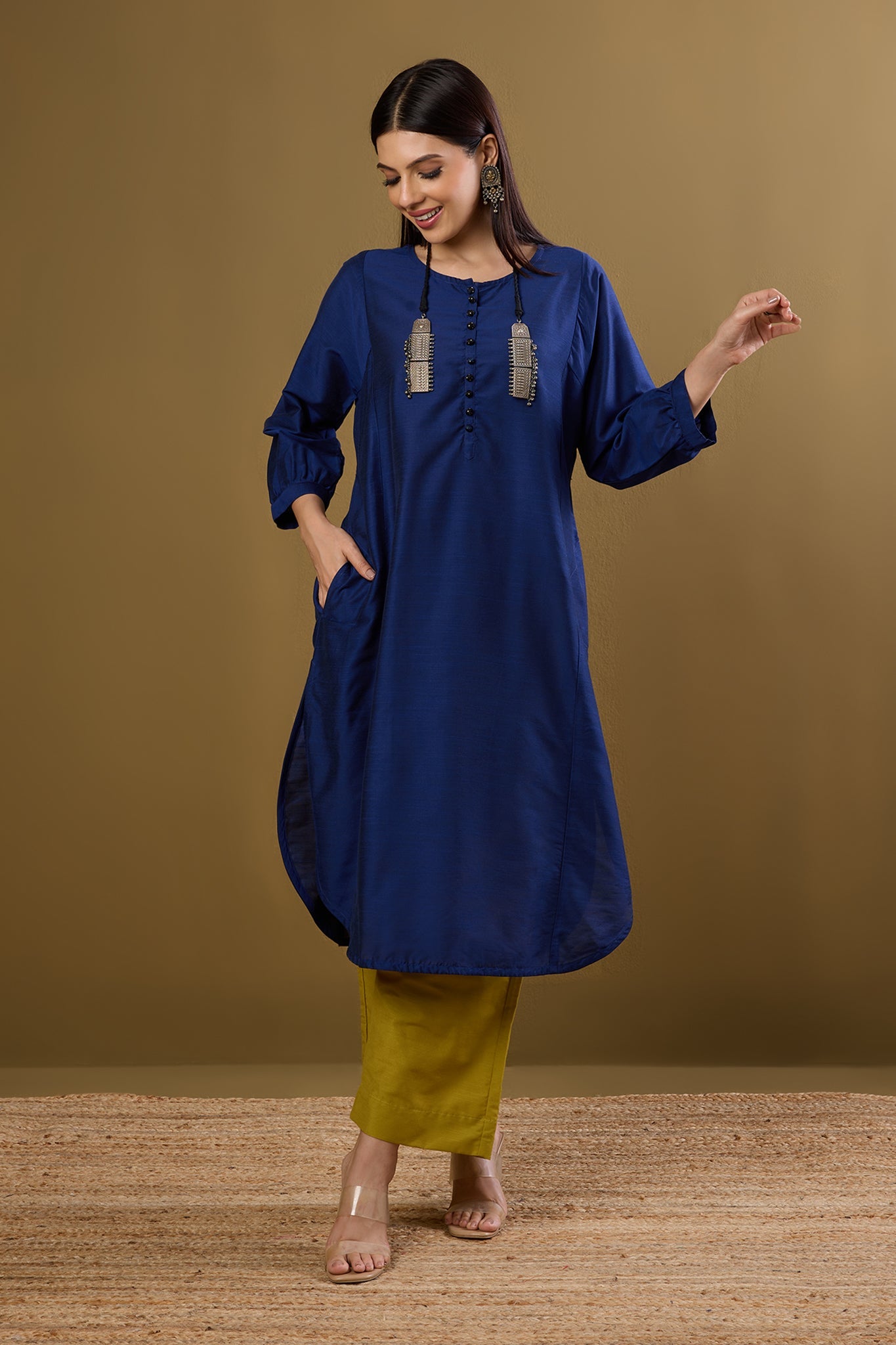 Maati Craft Deep Ink Round Hemline Silk Slub Kurta