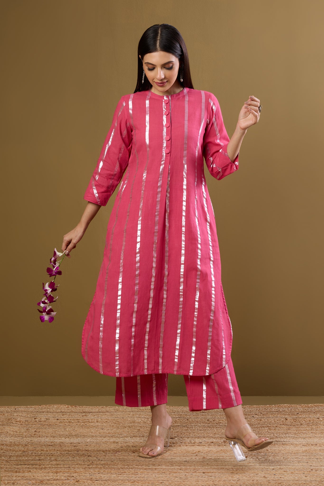 Maati Craft Co-ord Set Petal Pink & Moonbeam Silver Stand Collar Kurta with Round Hemline